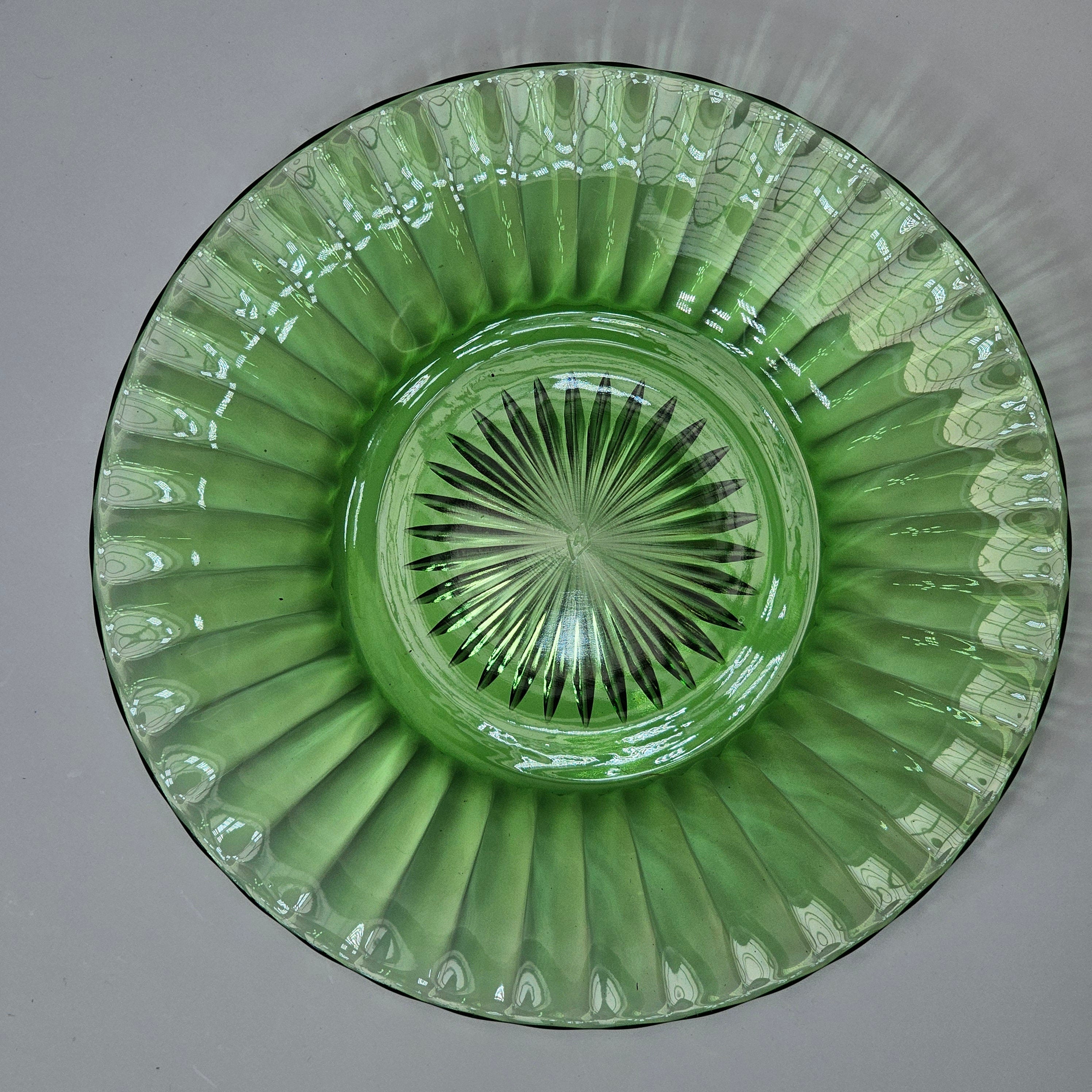 Heisey 7 1/2" Salad Plate Ridge and Star Moongleam Green