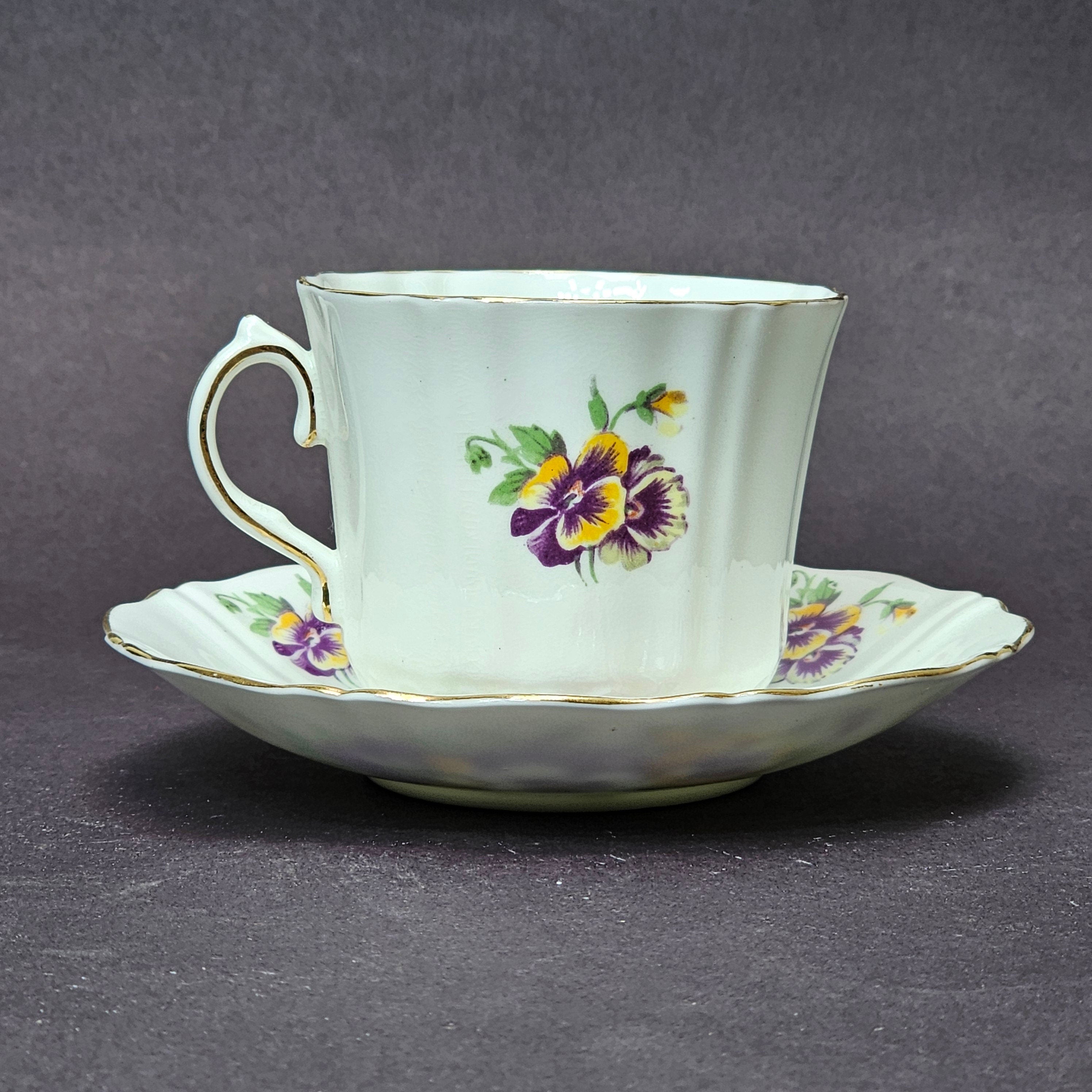 Vintage Old Royal Bone China England Teacup & Saucer Set From England