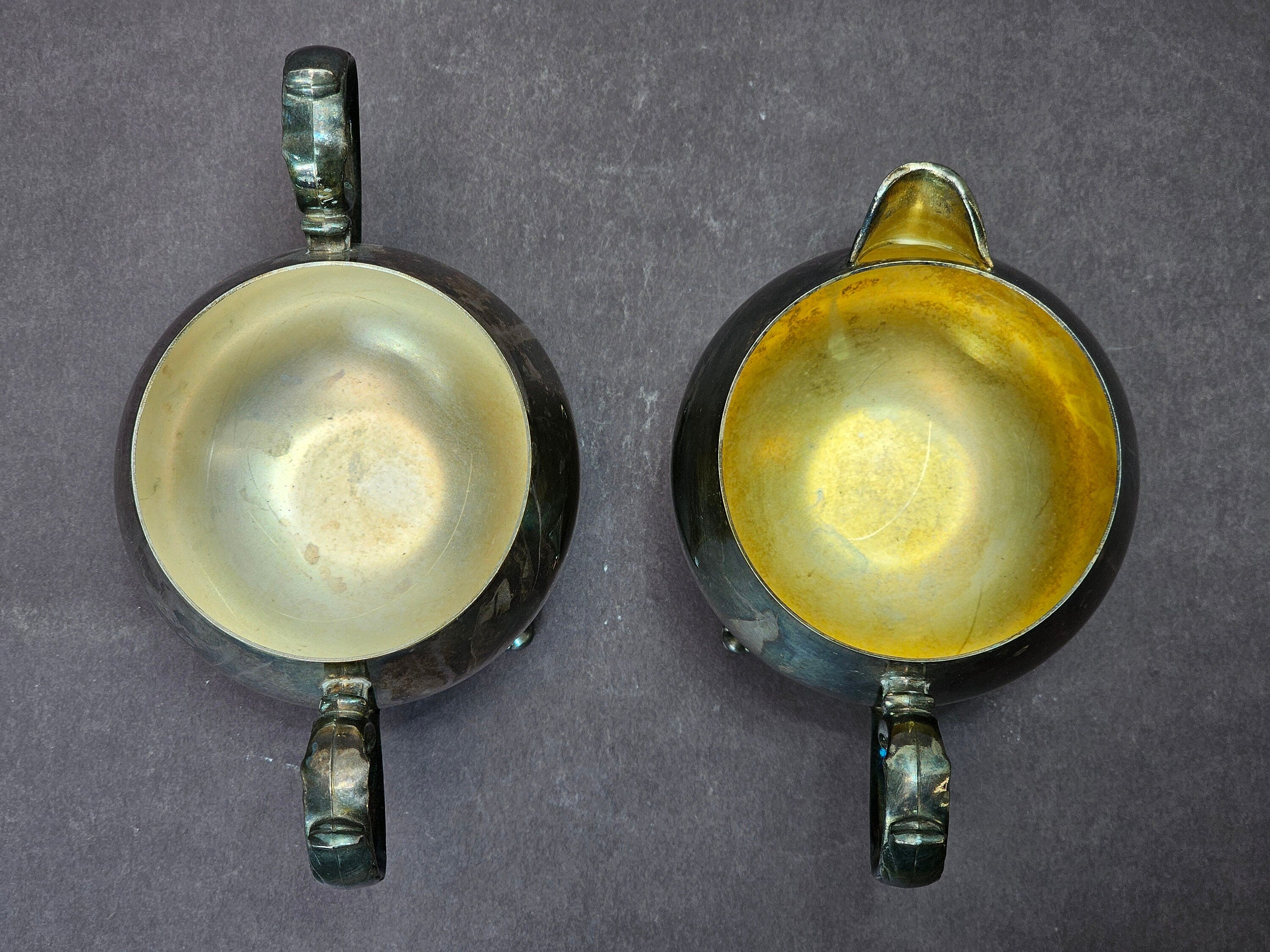 Vintage Oneida Silver Plated Sugar Bowl & Creamer Set