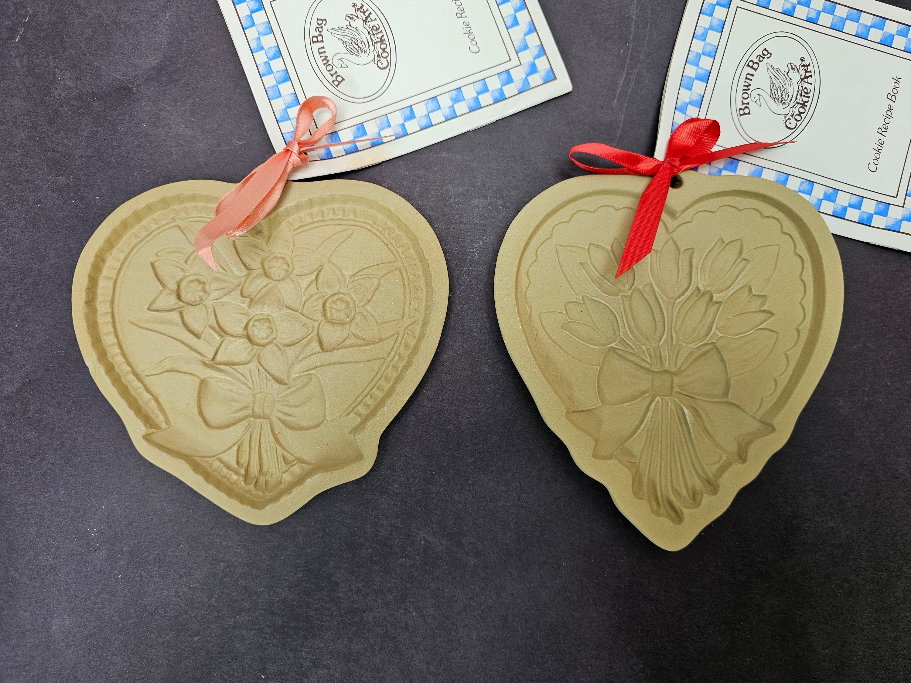 Lot of 4 Brown Bag Cookie Art Mold Heart Shape Stoneware 1986-1990 Hill Design
