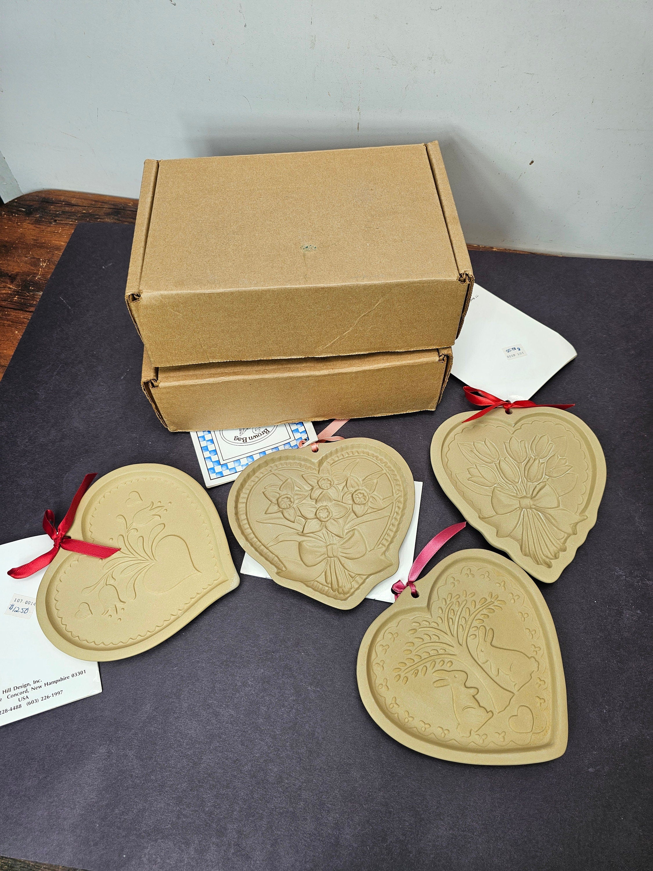 Lot of 4 Brown Bag Cookie Art Mold Heart Shape Stoneware 1986-1990 Hill Design