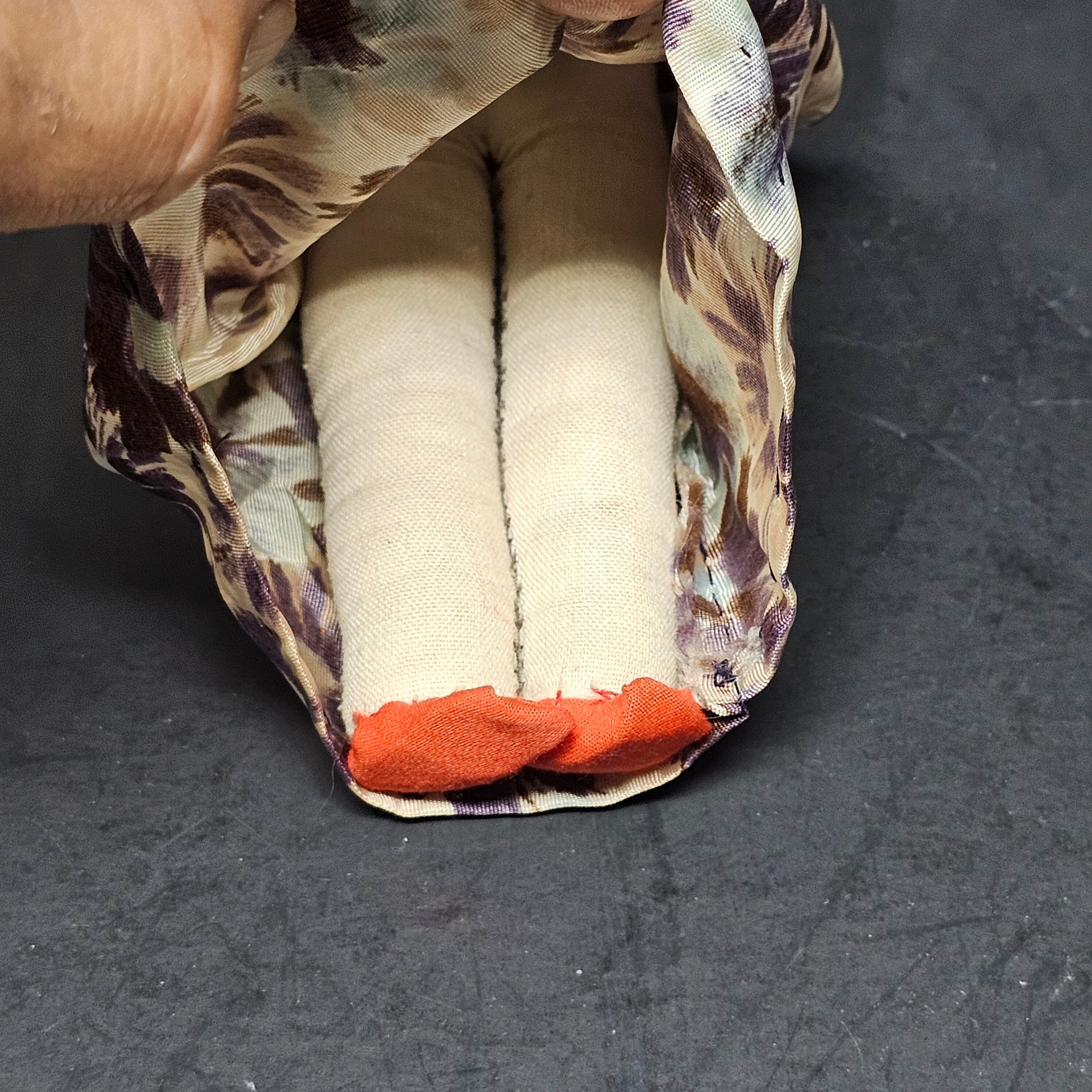 Vintage Hand Made Folk Dolls Cloth Pair Couple Man Woman South America Mexico 8"