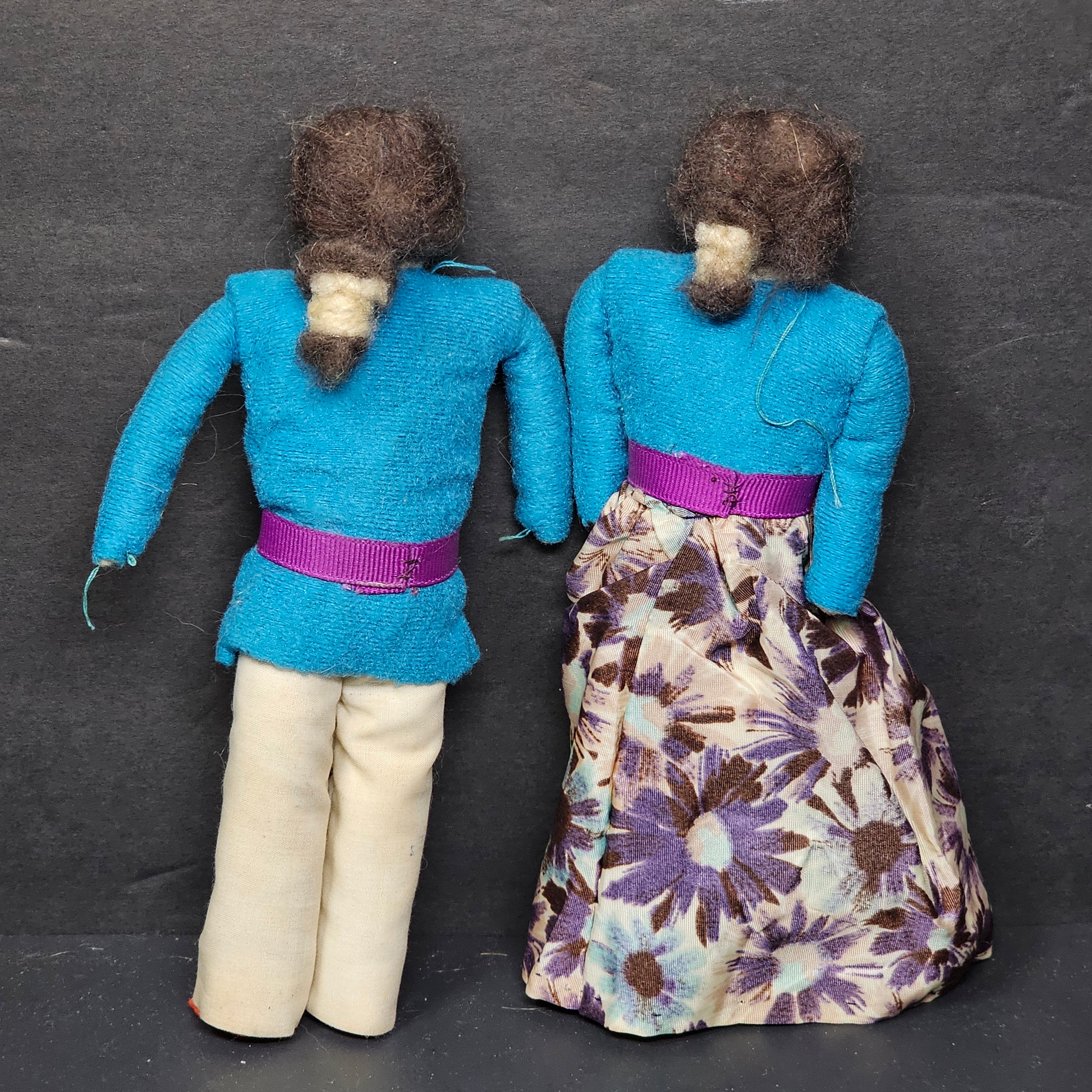 Vintage Hand Made Folk Dolls Cloth Pair Couple Man Woman South America Mexico 8"