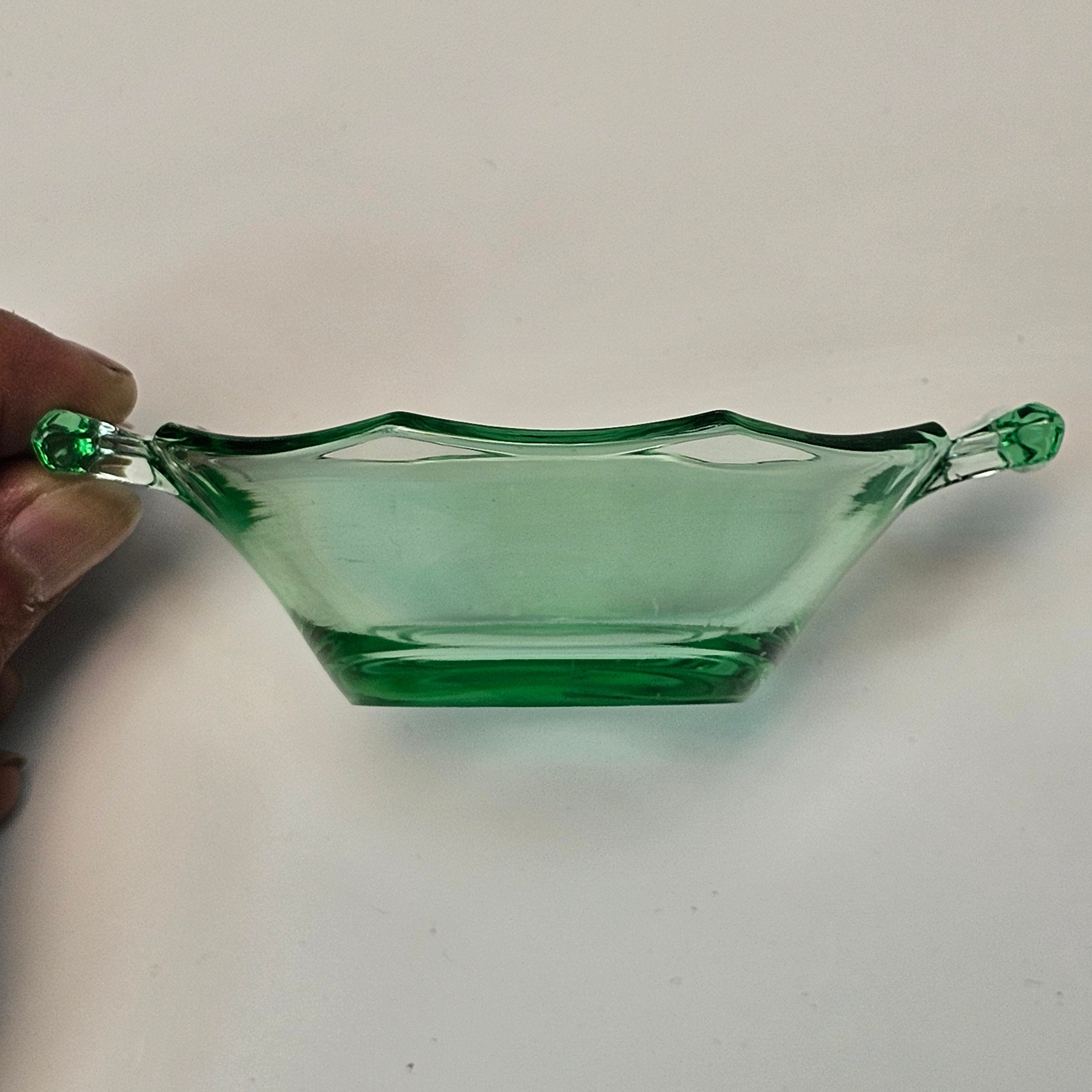 Heisey Octagon Moongleam Handled Nut Bowl