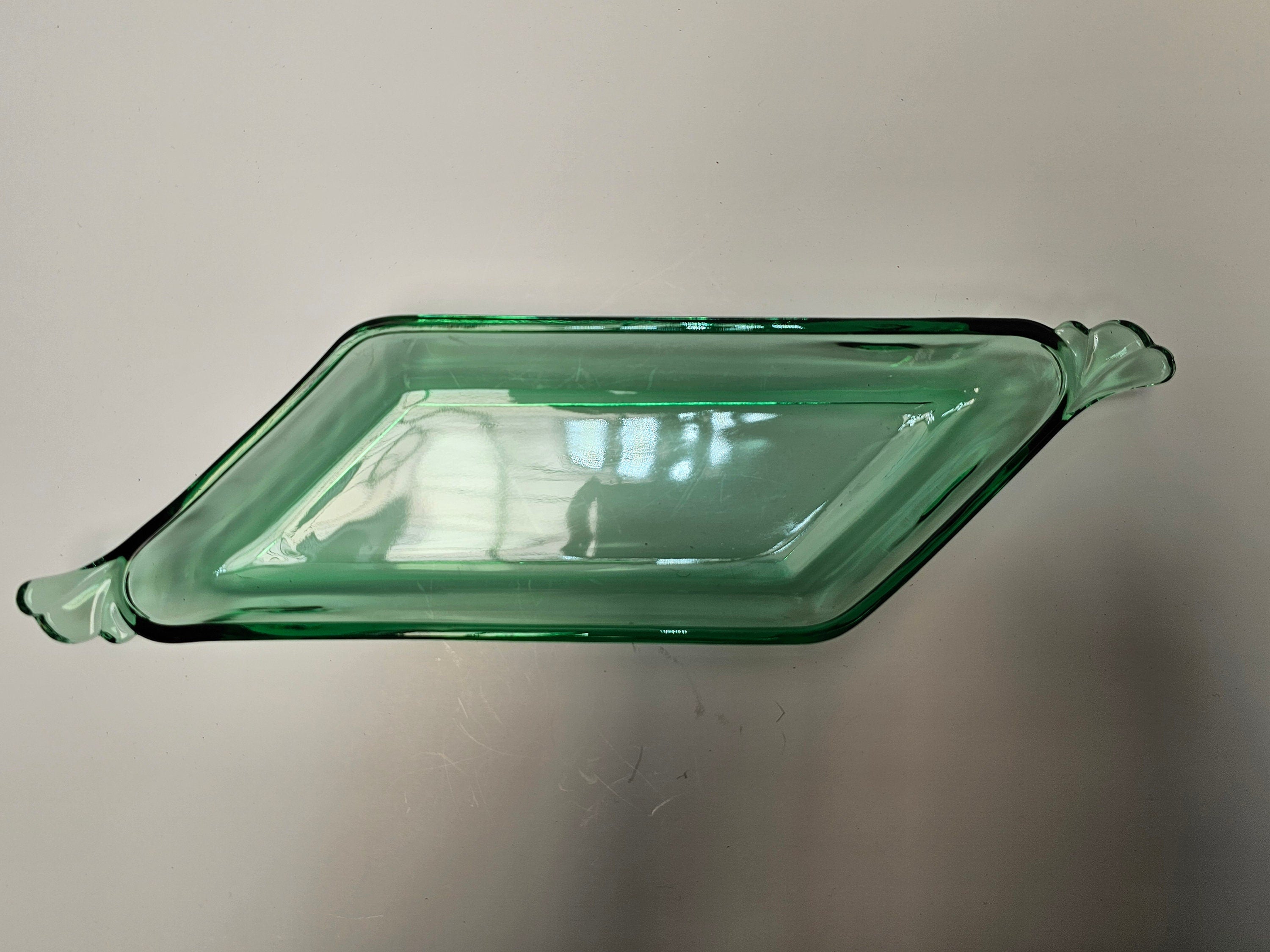 Heisey Empress Moongleam Green Obong Relish Tray