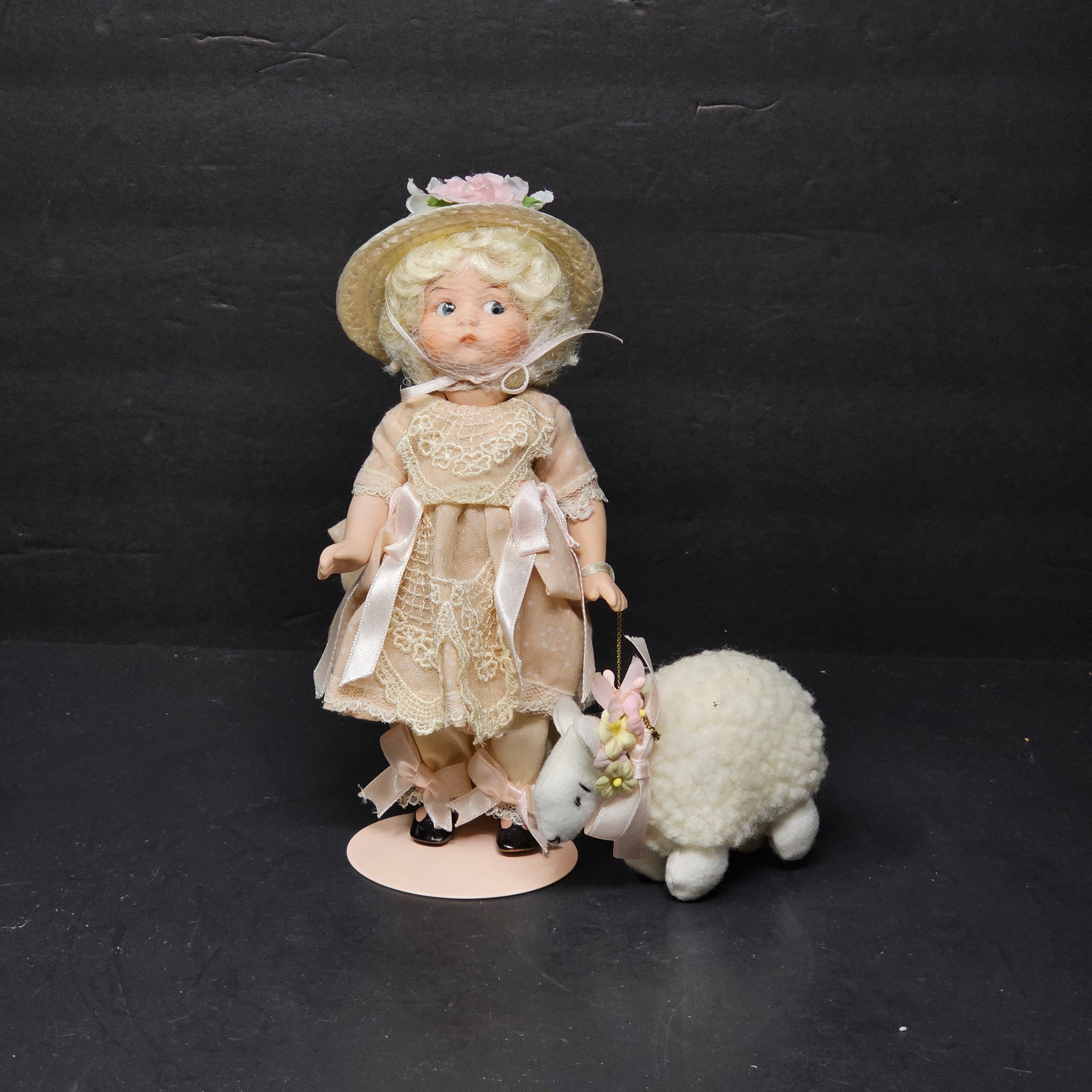 Jeannie Di Mauro 8" Porcelain Doll Mary Had a Little Lamb