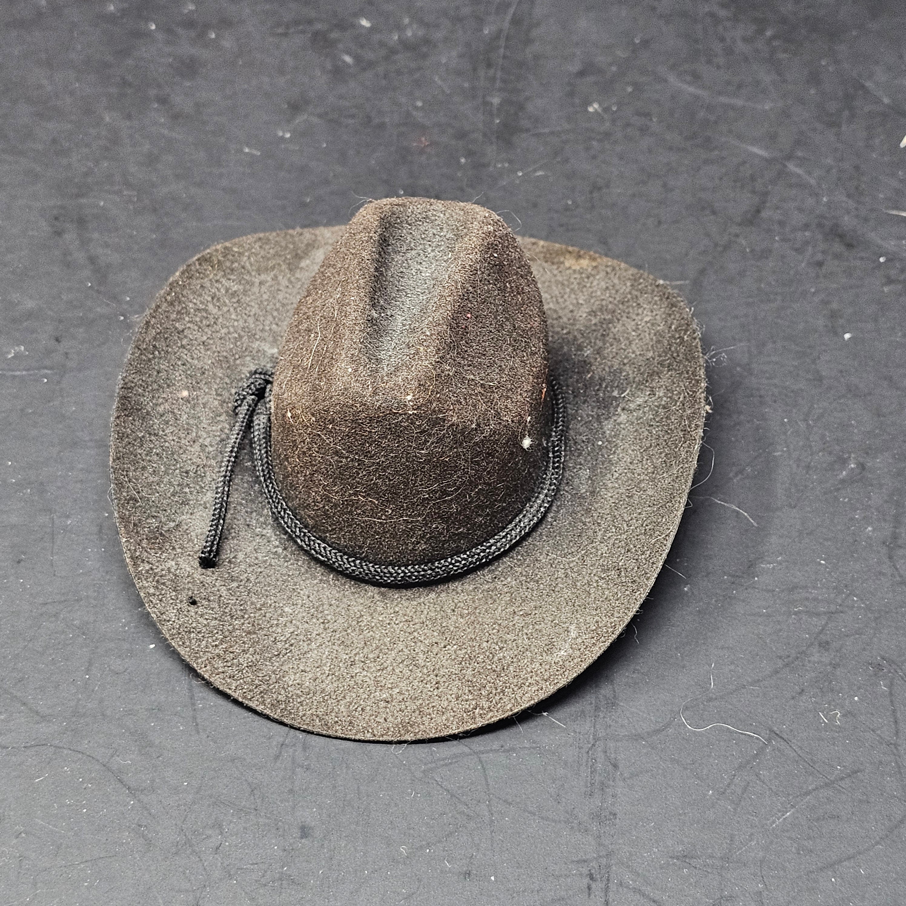 Vintage 8" Playmates Doll #5081 In Western Outfits