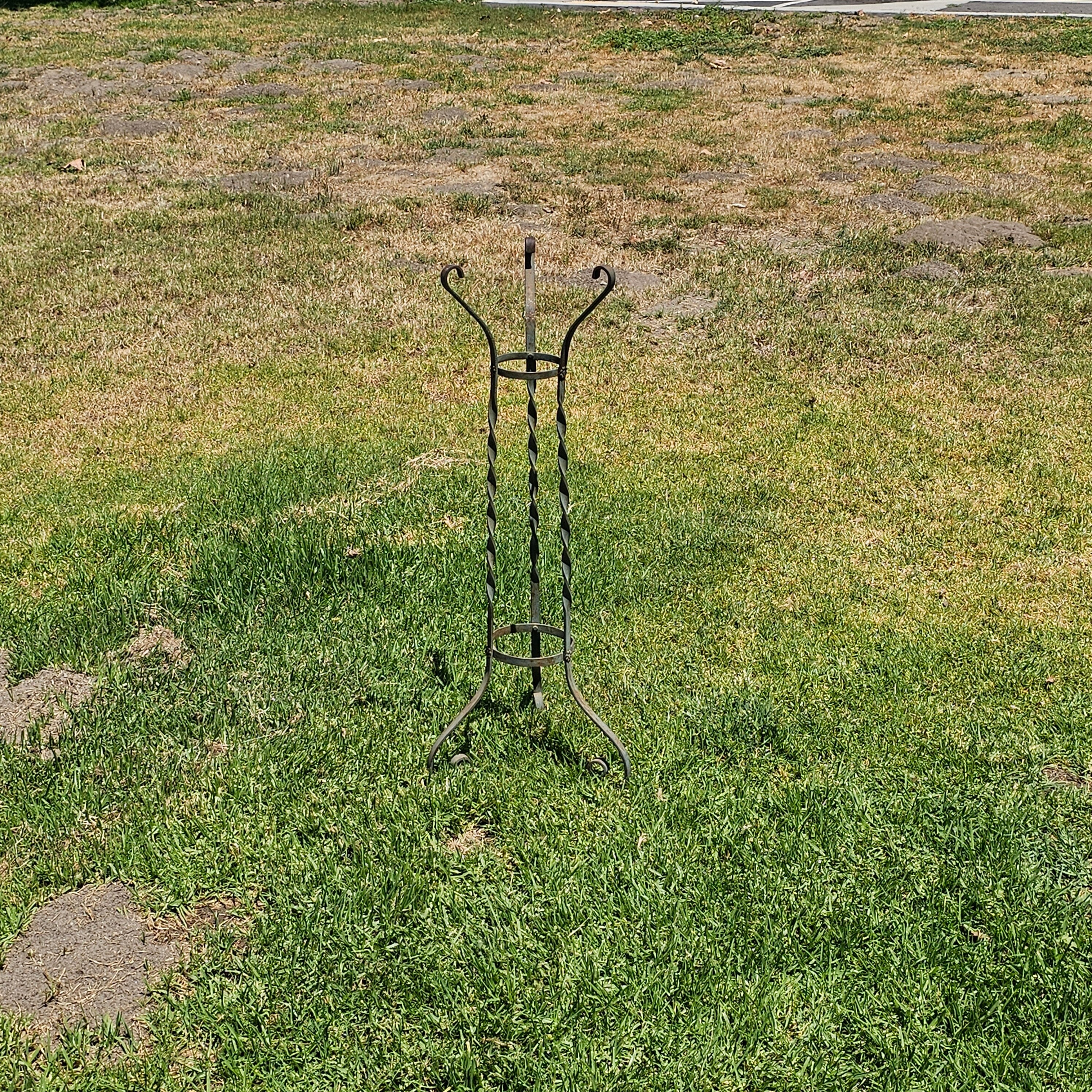 Metal Scroll Plant Stand 3 Legged Flower Pot Holder 37" H