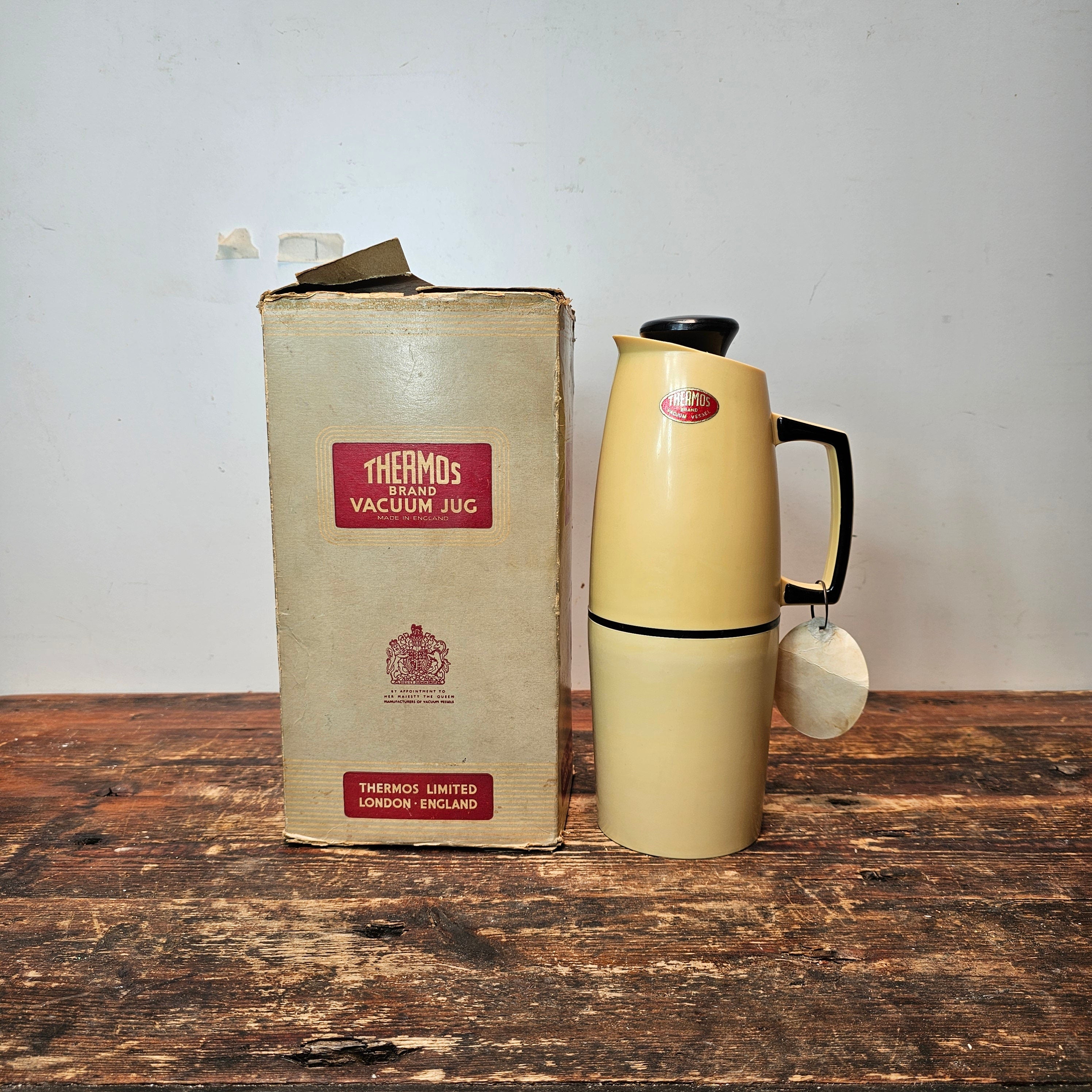 Thermos Vacuum Jag Flask 58Q Black & Yellow Made In England 1950's