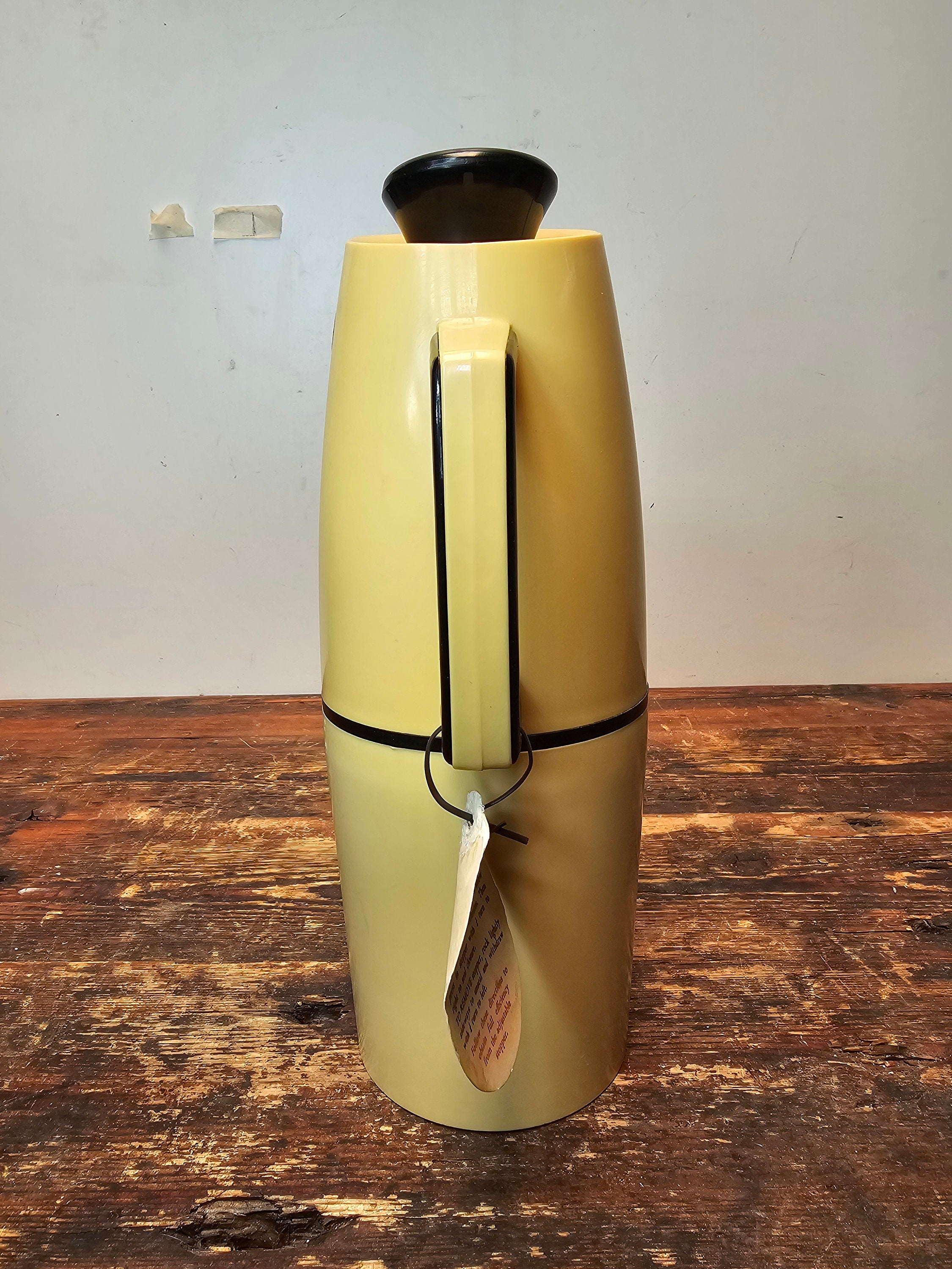 Thermos Vacuum Jag Flask 58Q Black & Yellow Made In England 1950's