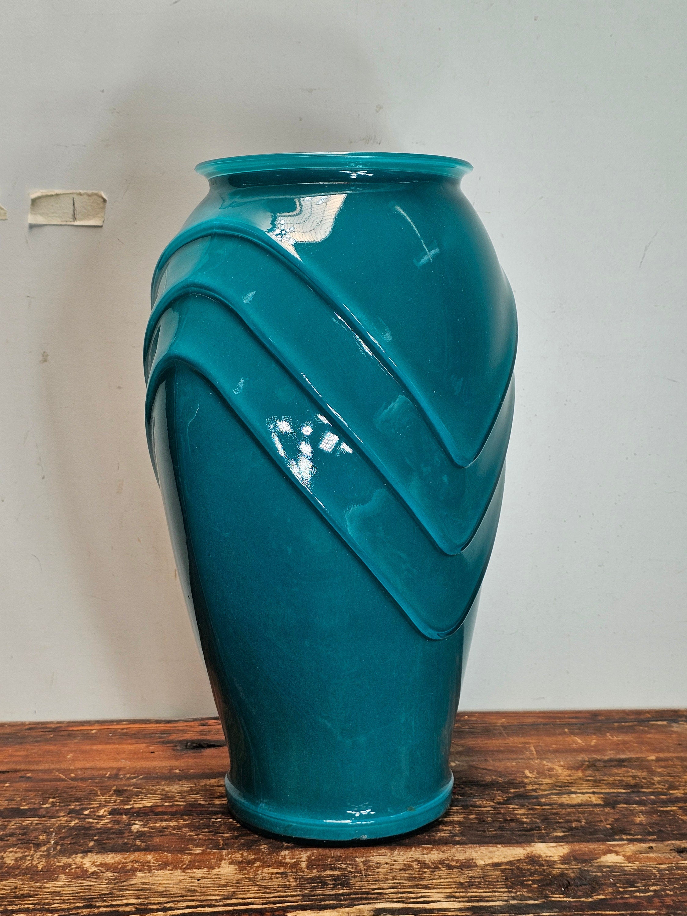 Large Art Deco Jade Color Scalloped Glass Flower Vase 11" x 8" x 16"H