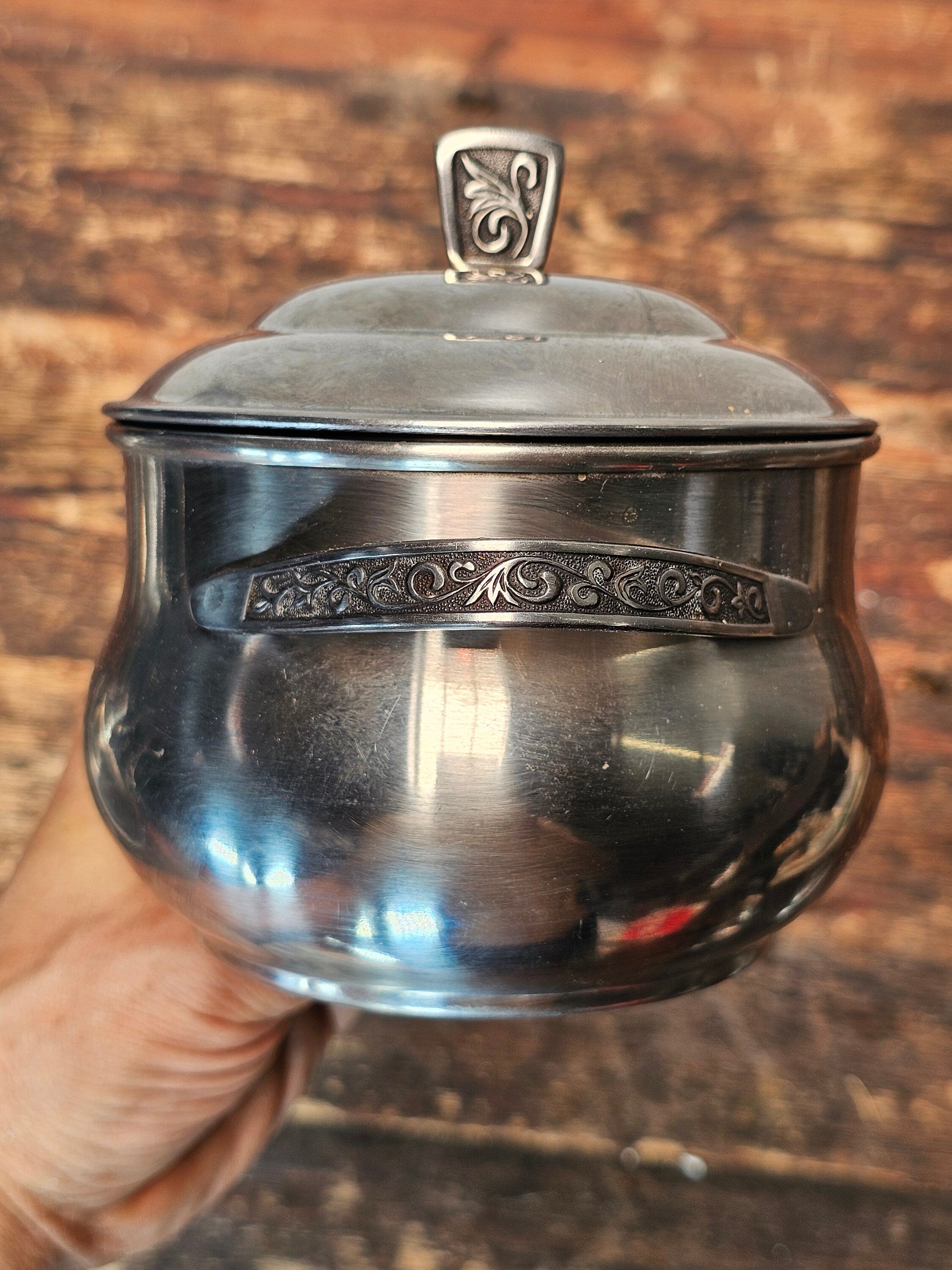 Oneida Mediterranean 18/8 Stainless Tea Set + Monterey Stainless Steel Pot