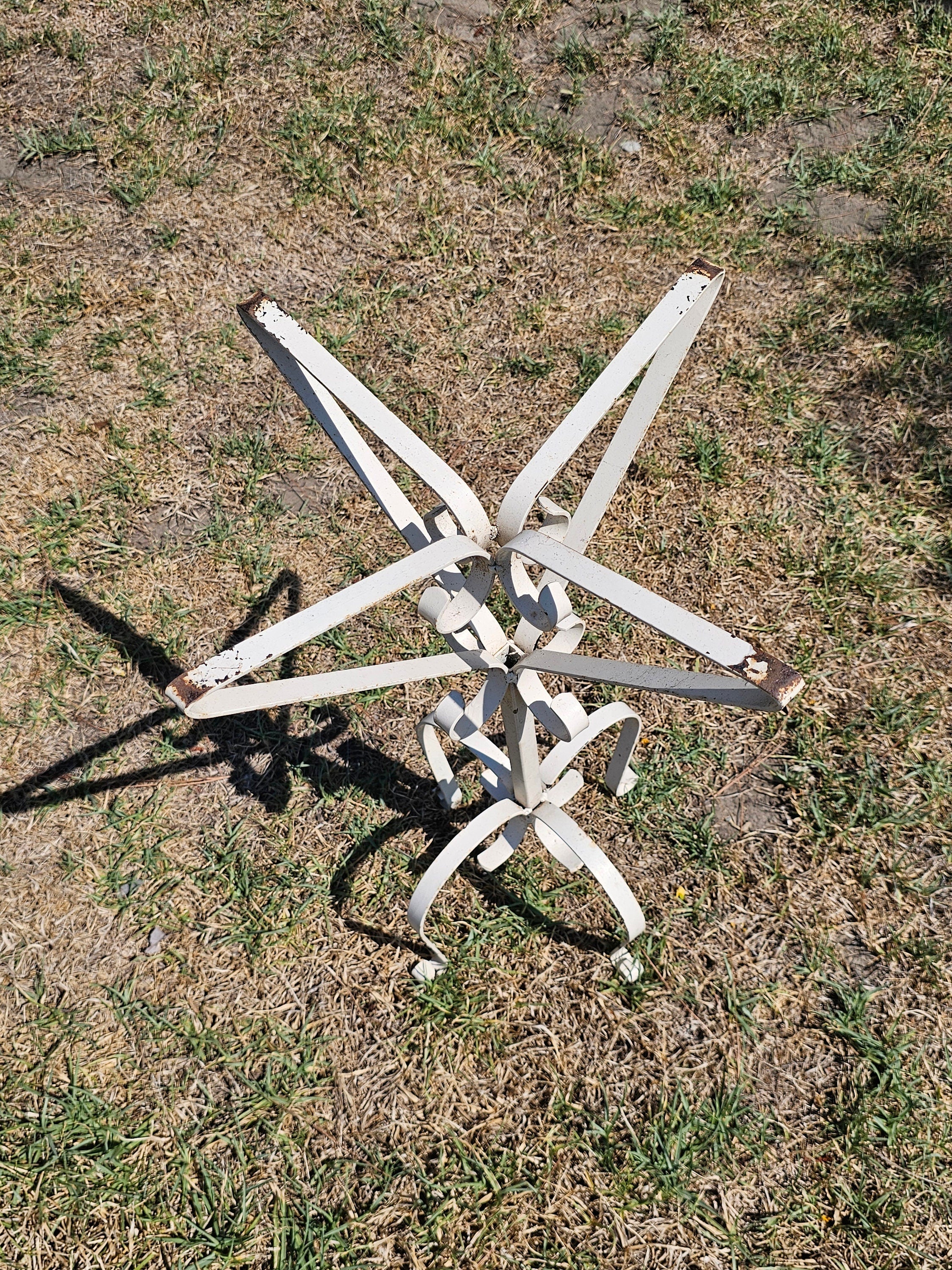 Rustic Metal White Flower Pot Stand 25.5"H Shabby Chic