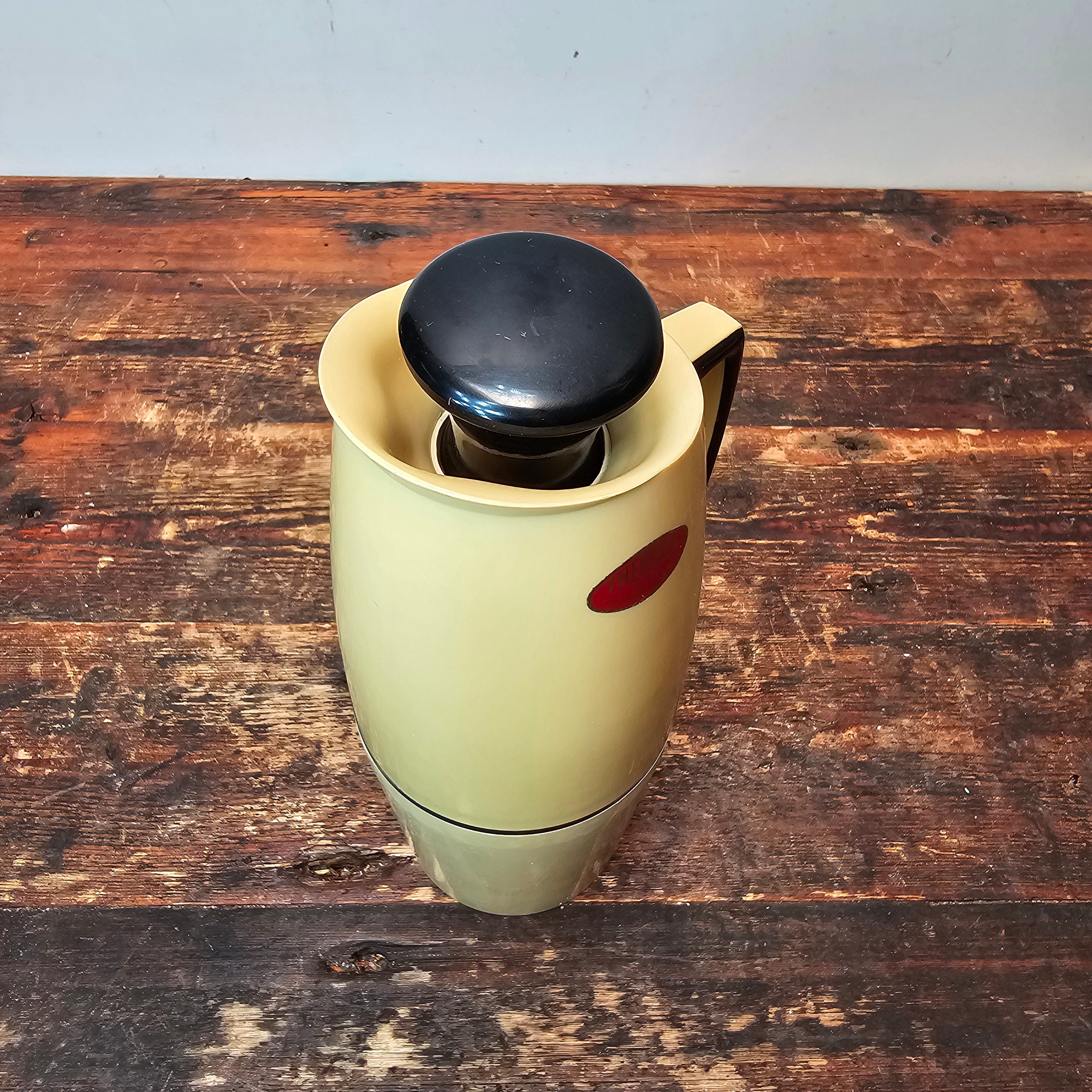 Thermos Vacuum Jag Flask 58Q Black & Yellow Made In England 1950's
