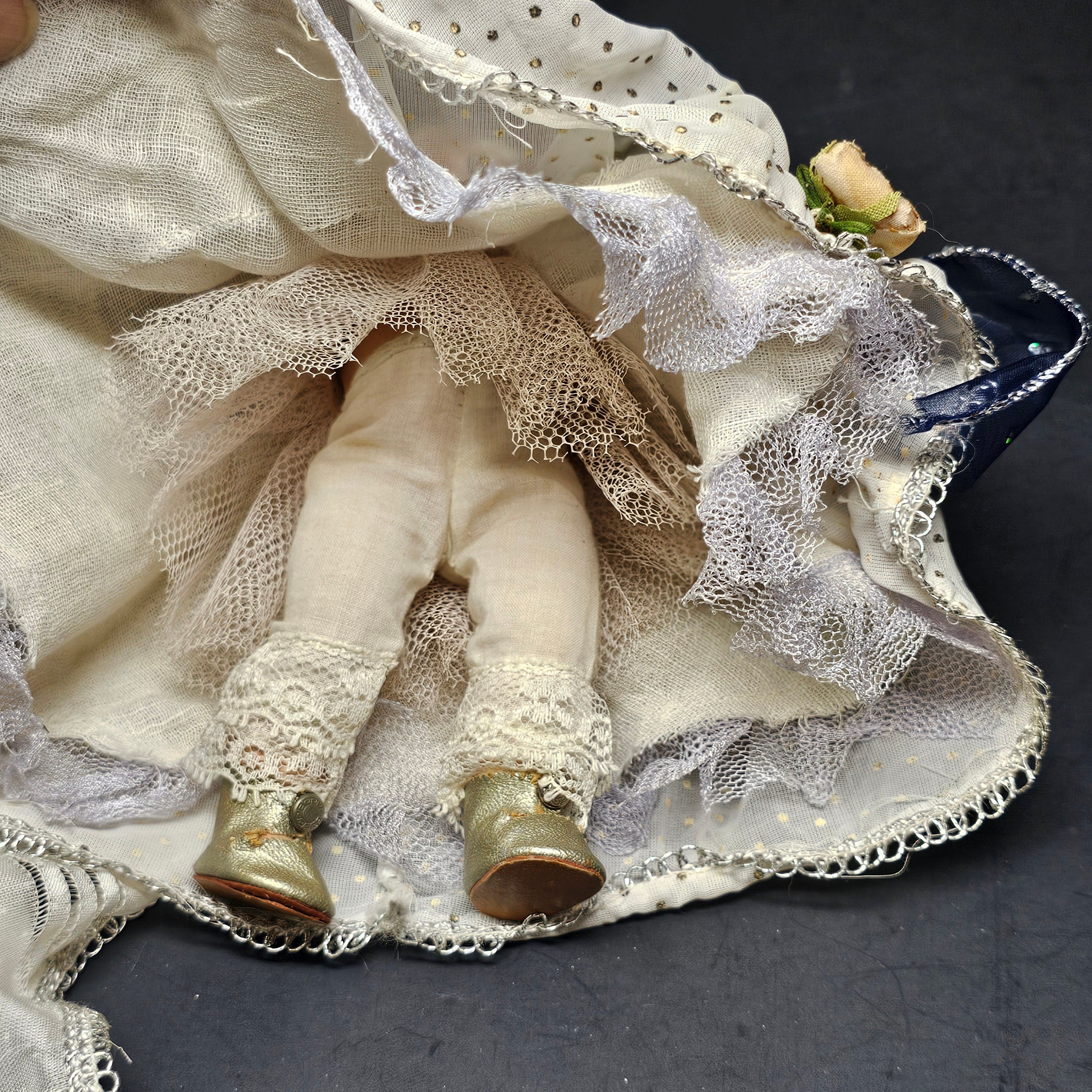 Vintage 8" Vogue Ginny Doll Pianted Eye " Cinderella " 1940’s