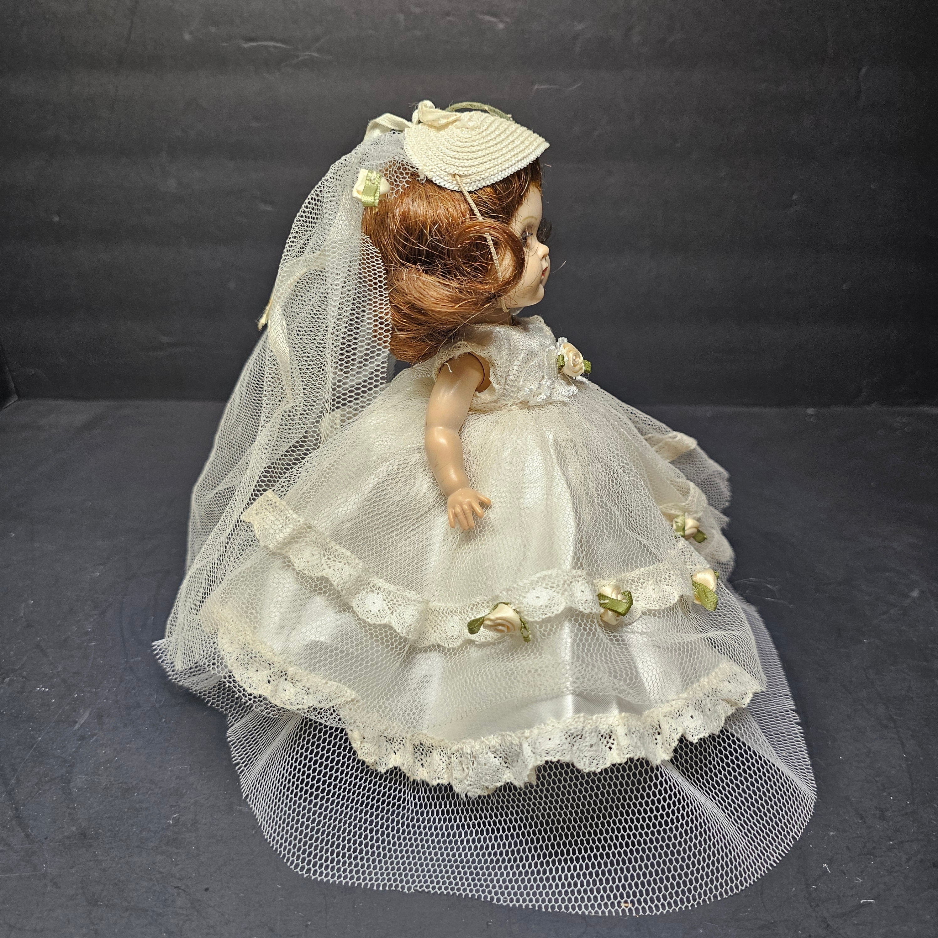 Vogue Ginny Bride Doll 8" Straight Leg Walker 1950's Made In USA