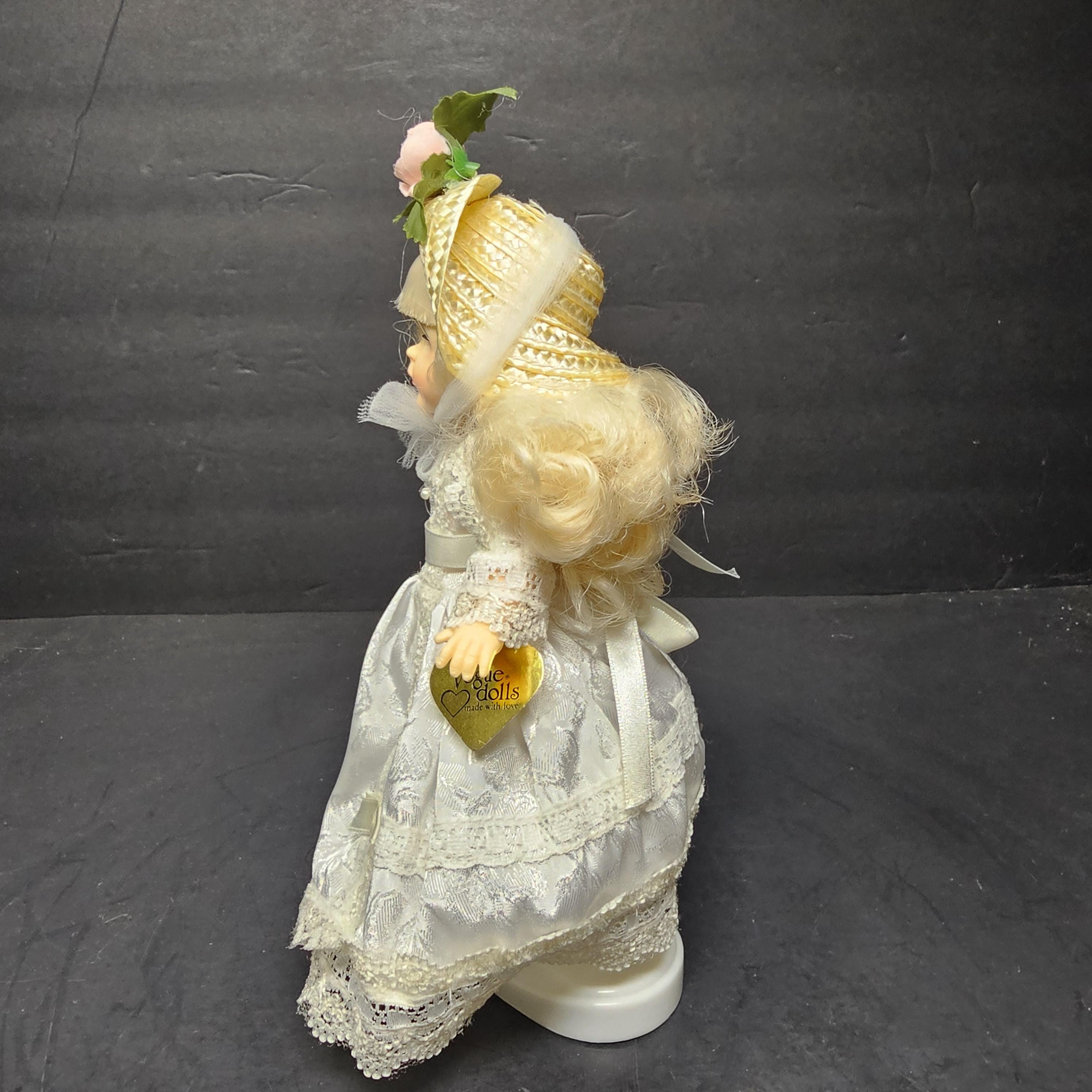 Vogue 8" Victorian Romance by Jessica McClintock With Stand