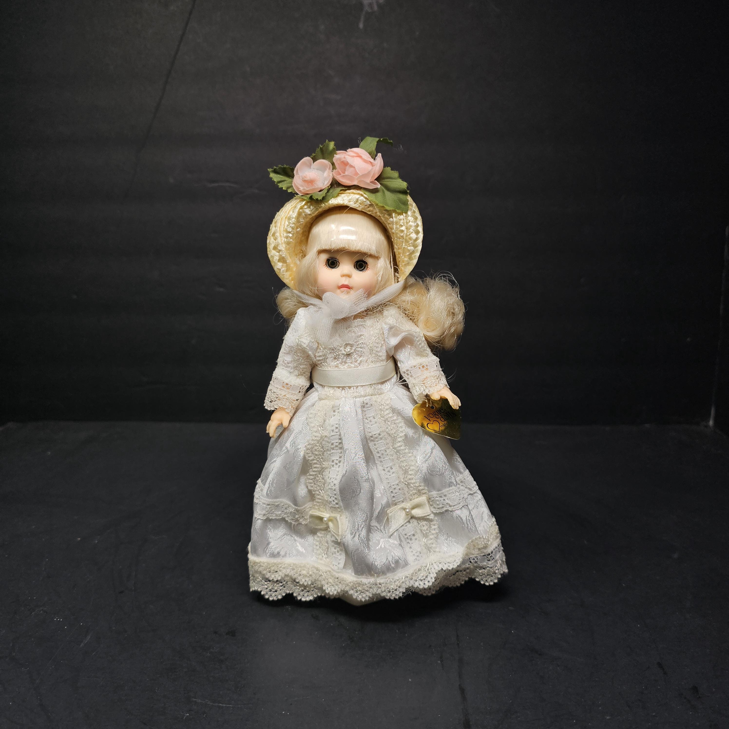 Vogue 8" Victorian Romance by Jessica McClintock With Stand