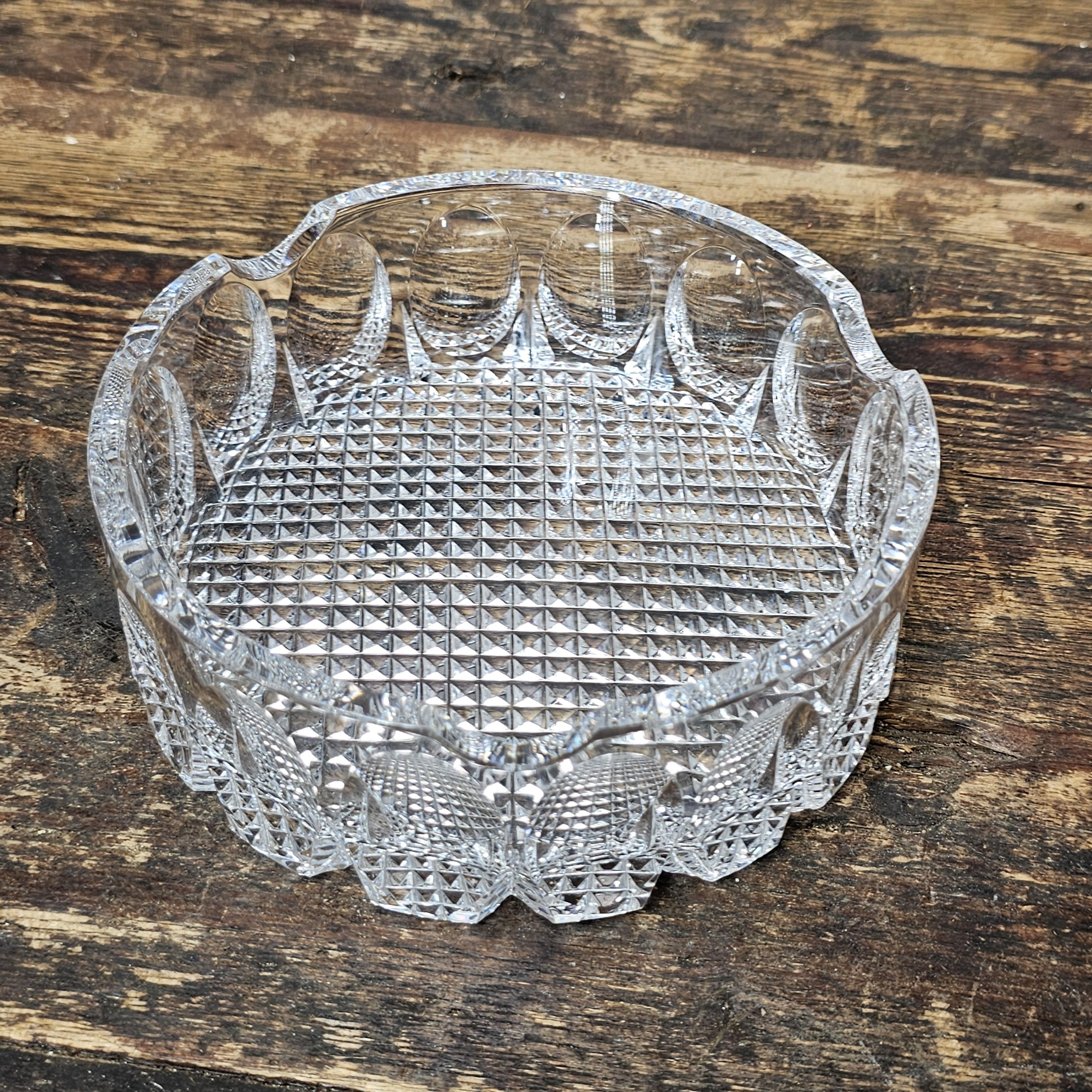 Vintage Crystal Glass Round Cigar Ashtray Trinket 6"Dia x 2"H