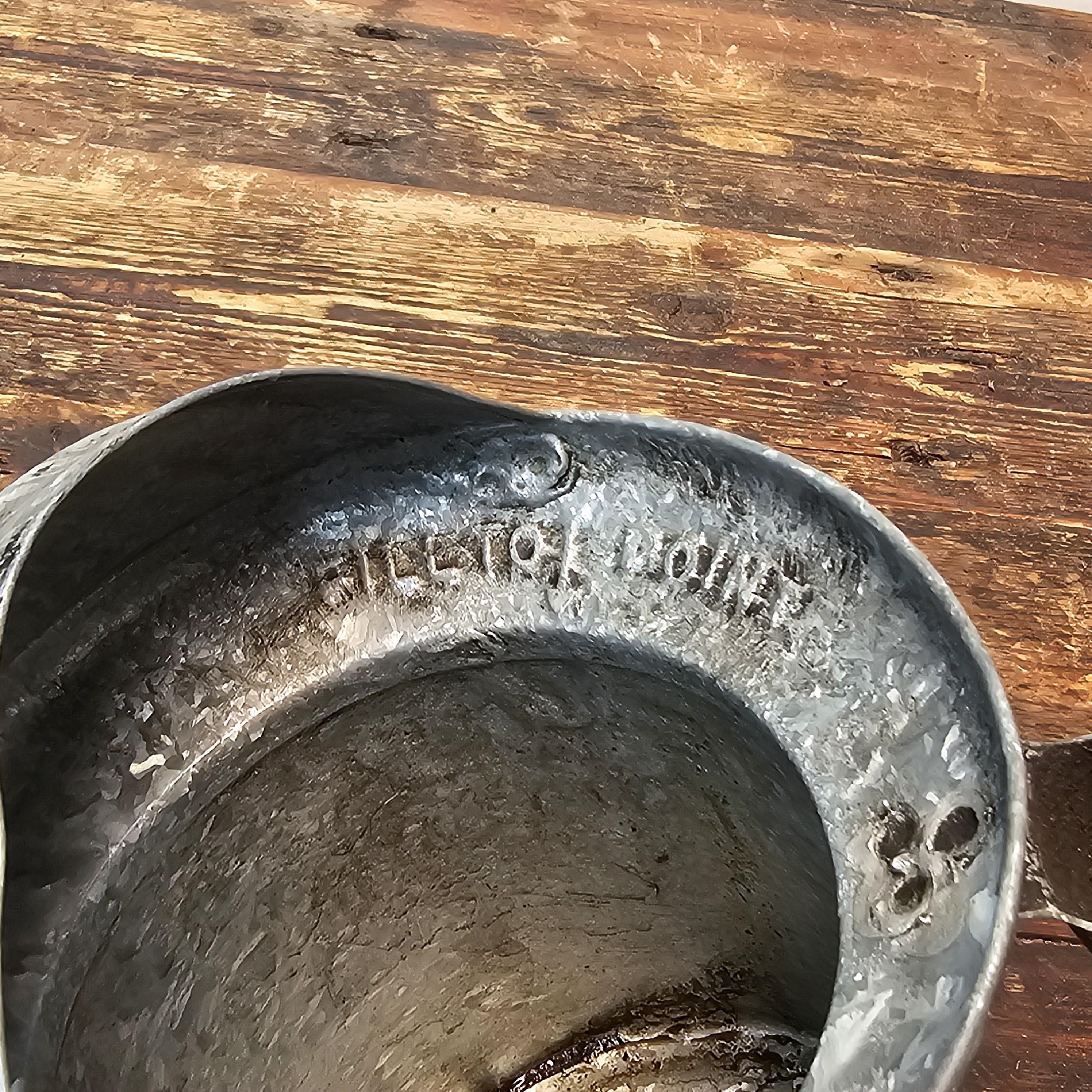 Vintage Lawson Cinti One Quart Galvanized Oil Can Long Flexible Spout