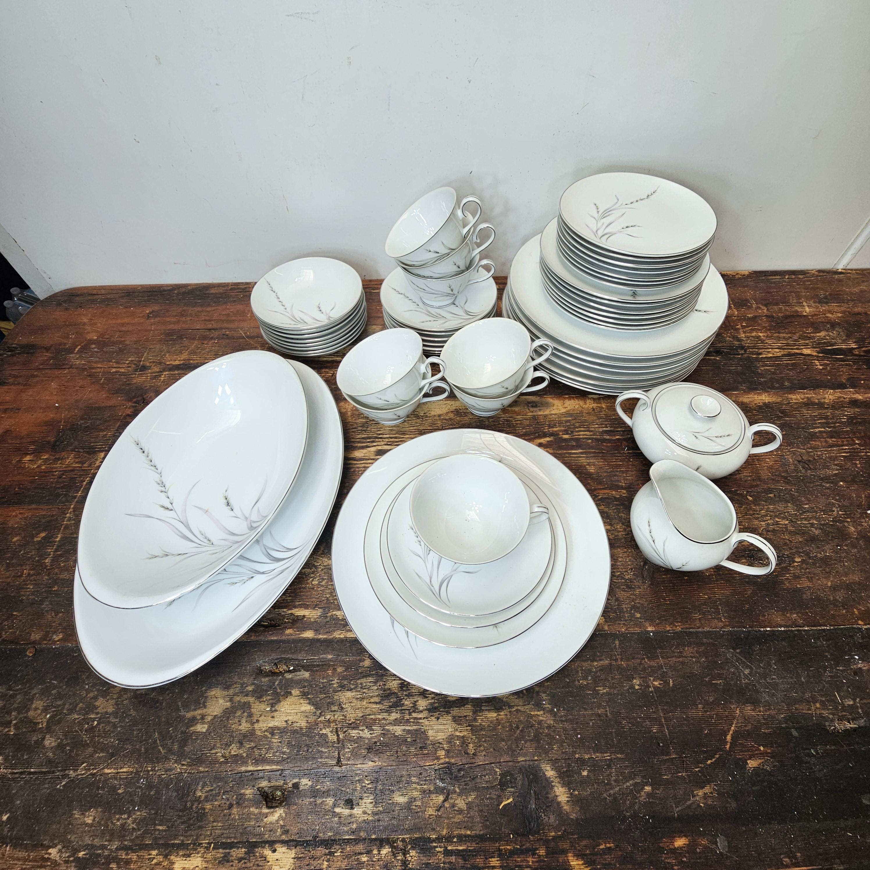 52 Pcs Vintage Royal Song Fine China Eternally Yours Dinnerware Set For 8