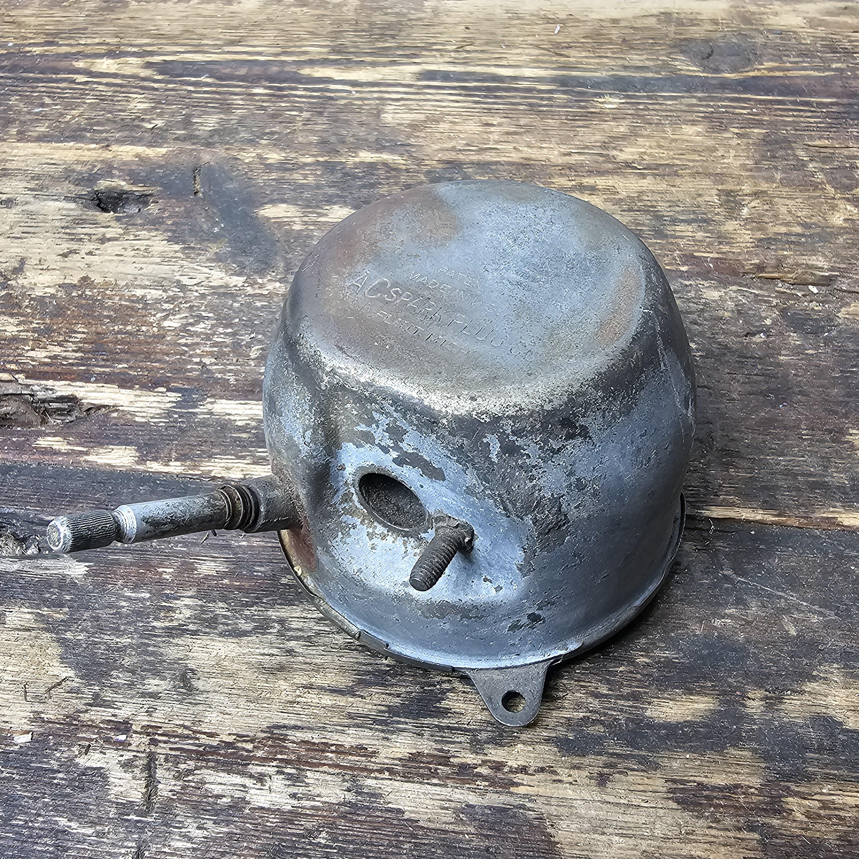 Antique AC spark plug Co Speedometer 0-80 MPH 1920s