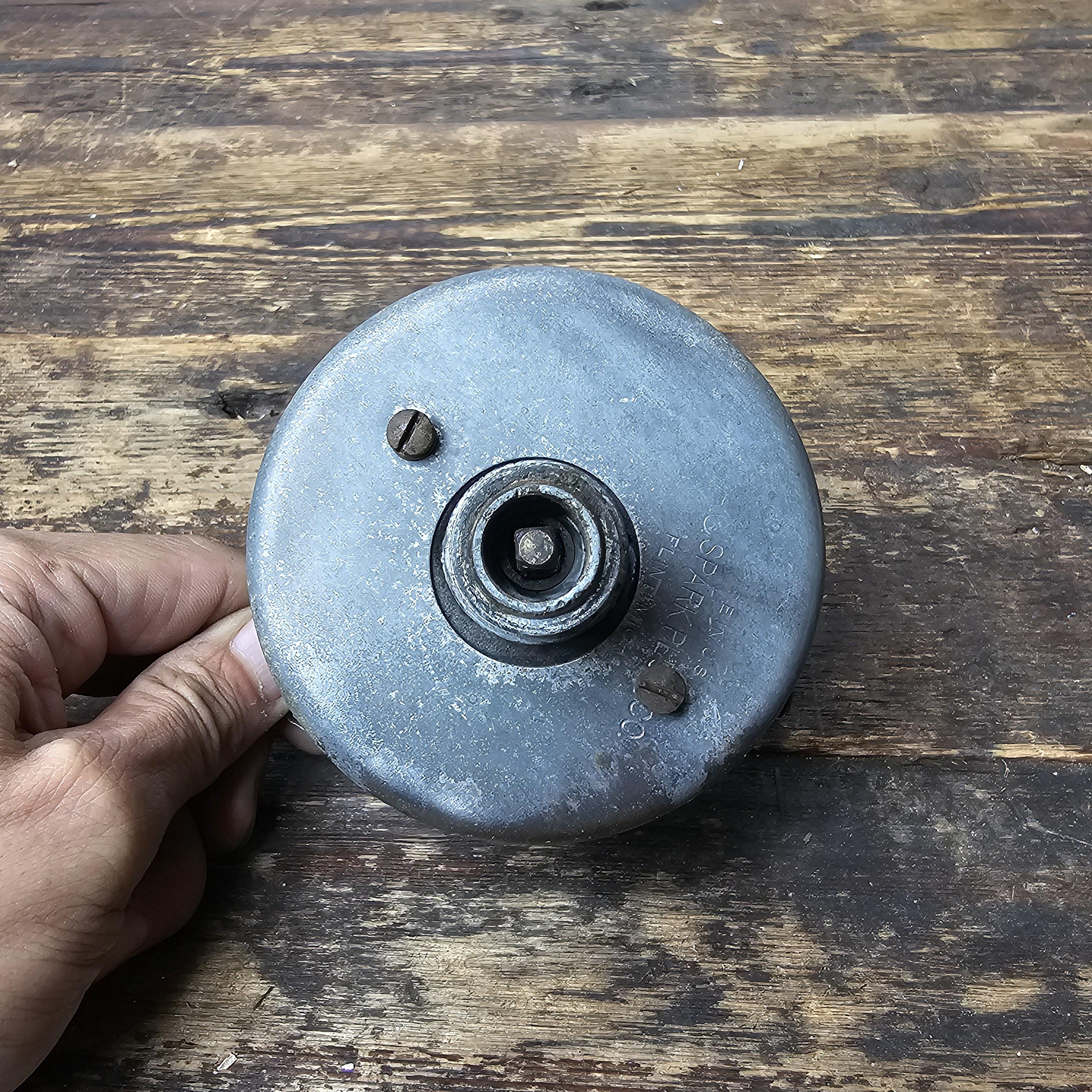 Antique AC spark plug Co Speedometer 0-90 MPH 1930s~1940s