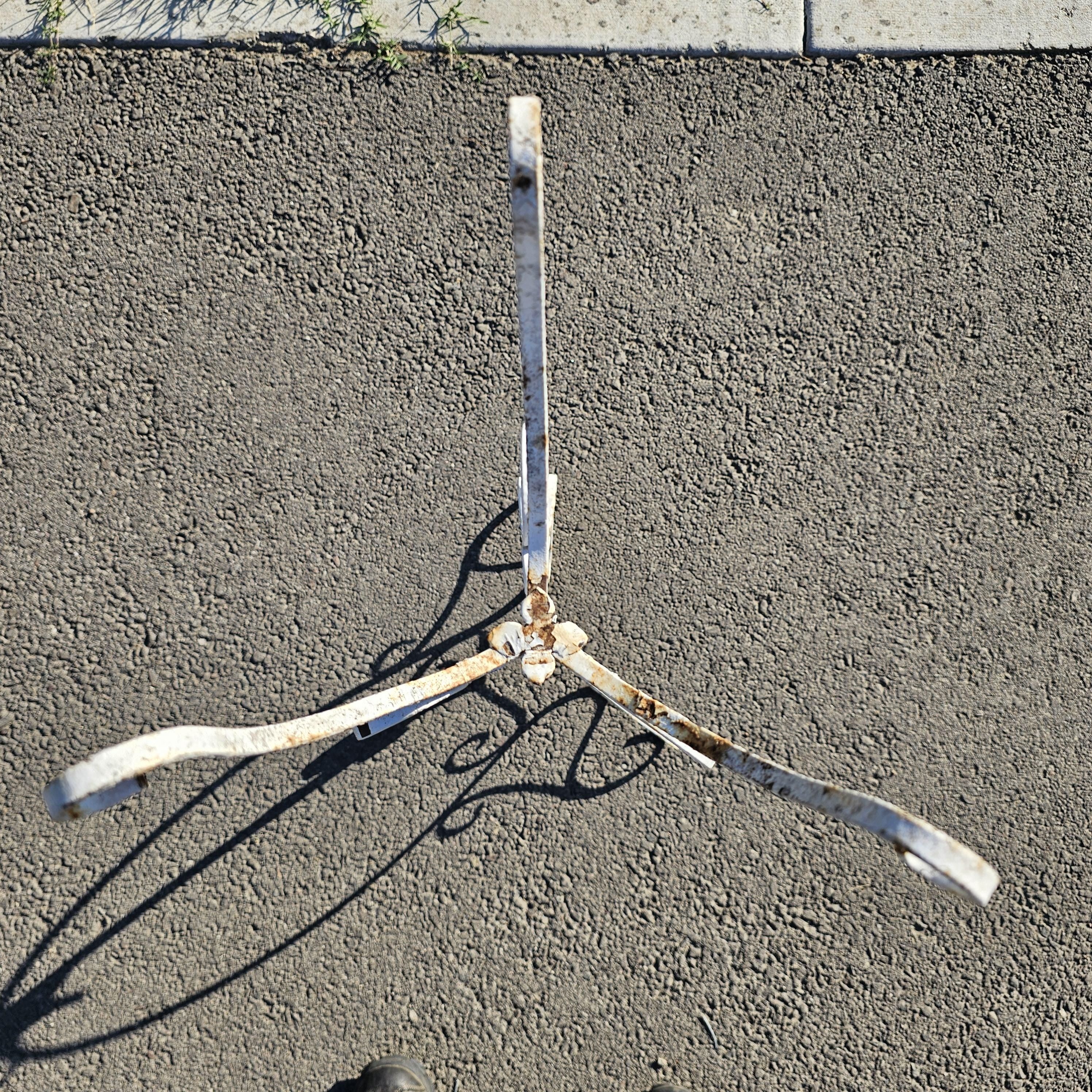 Vintage Scrolled Metal White Plant Stand Rustic 42"H