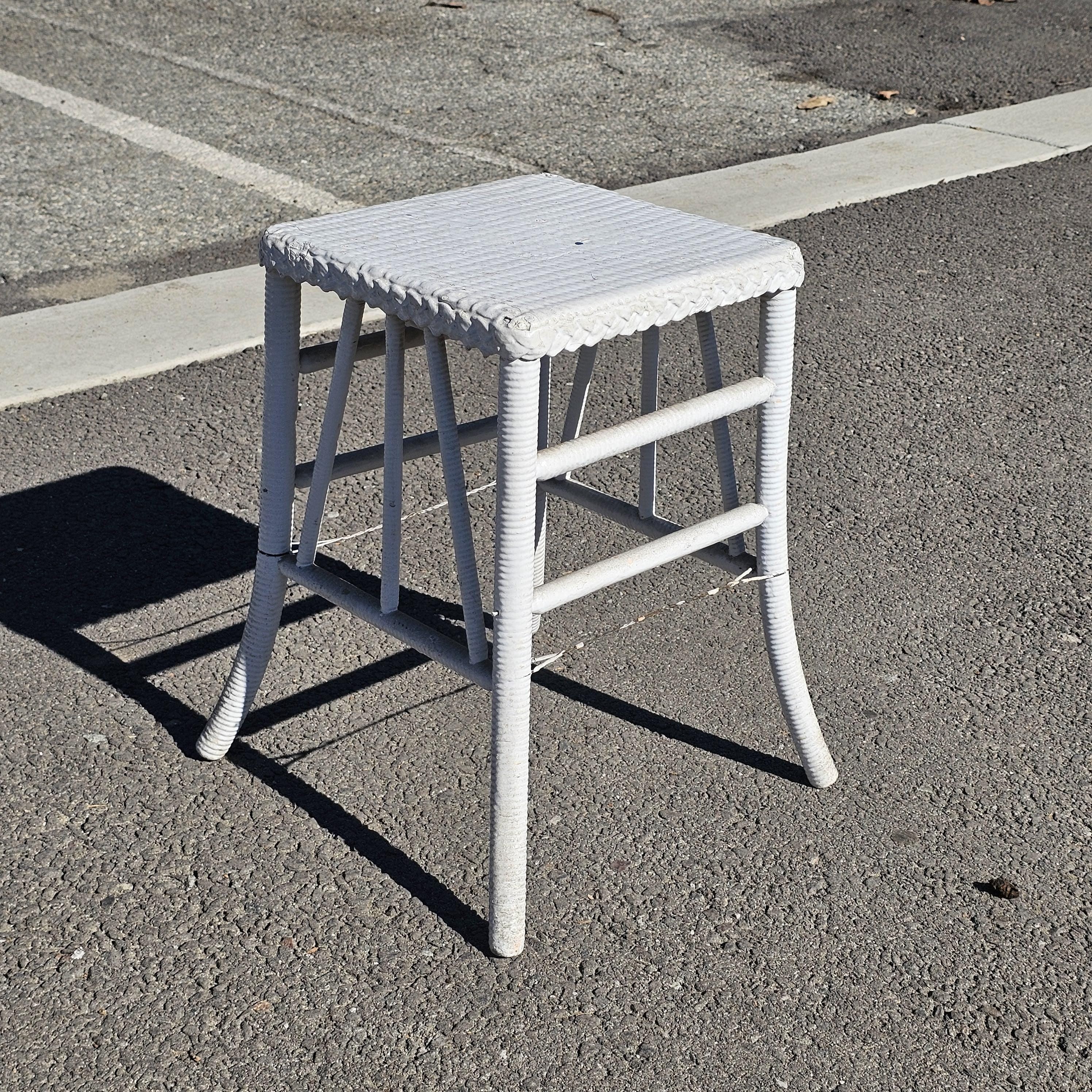 Petite Vintage White Wicker Side Table / Stool / Plant Stand 17.5"H