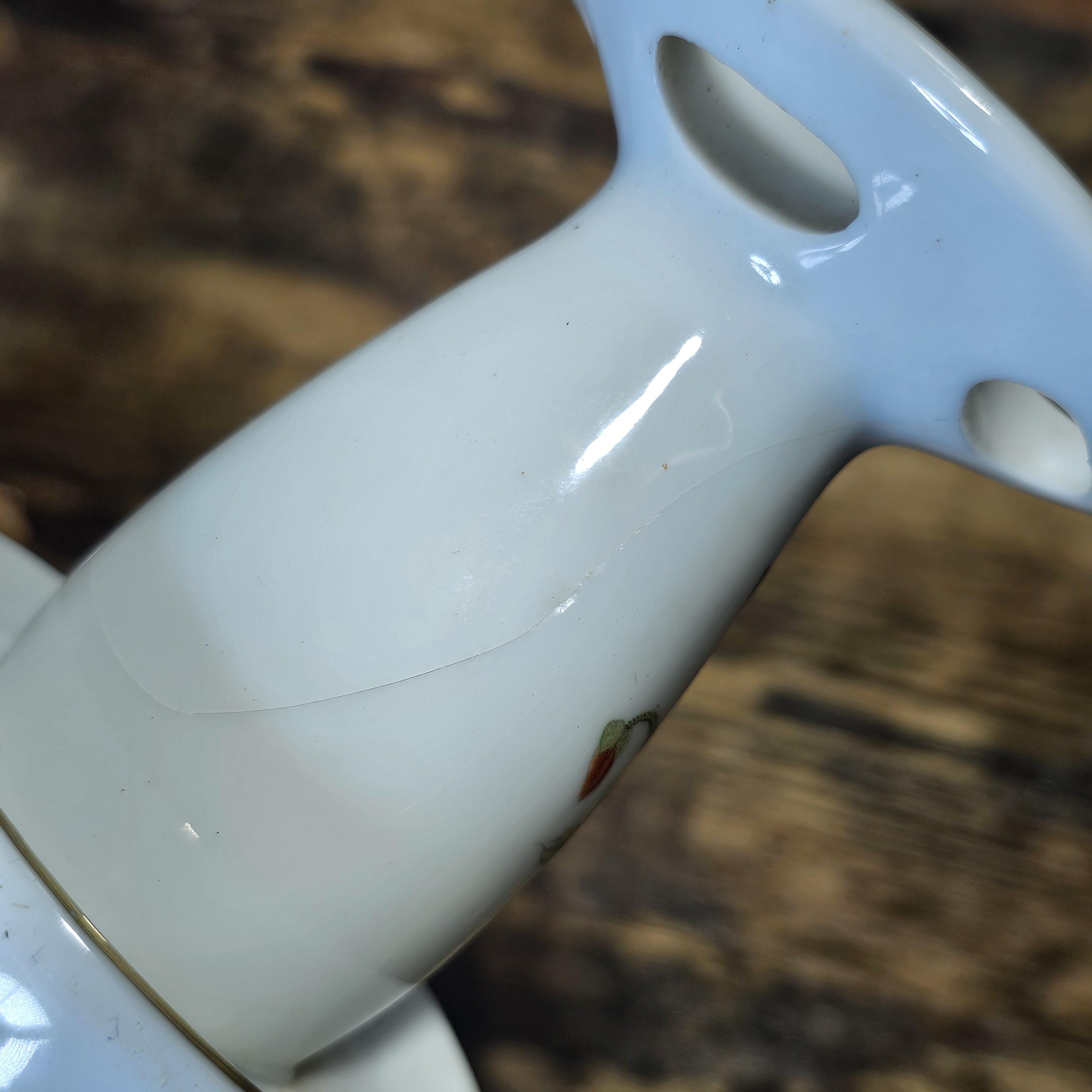 Takahashi San Francisco Ceramic Toothbrush Holder & Cup Tumbler Set 3.75"H