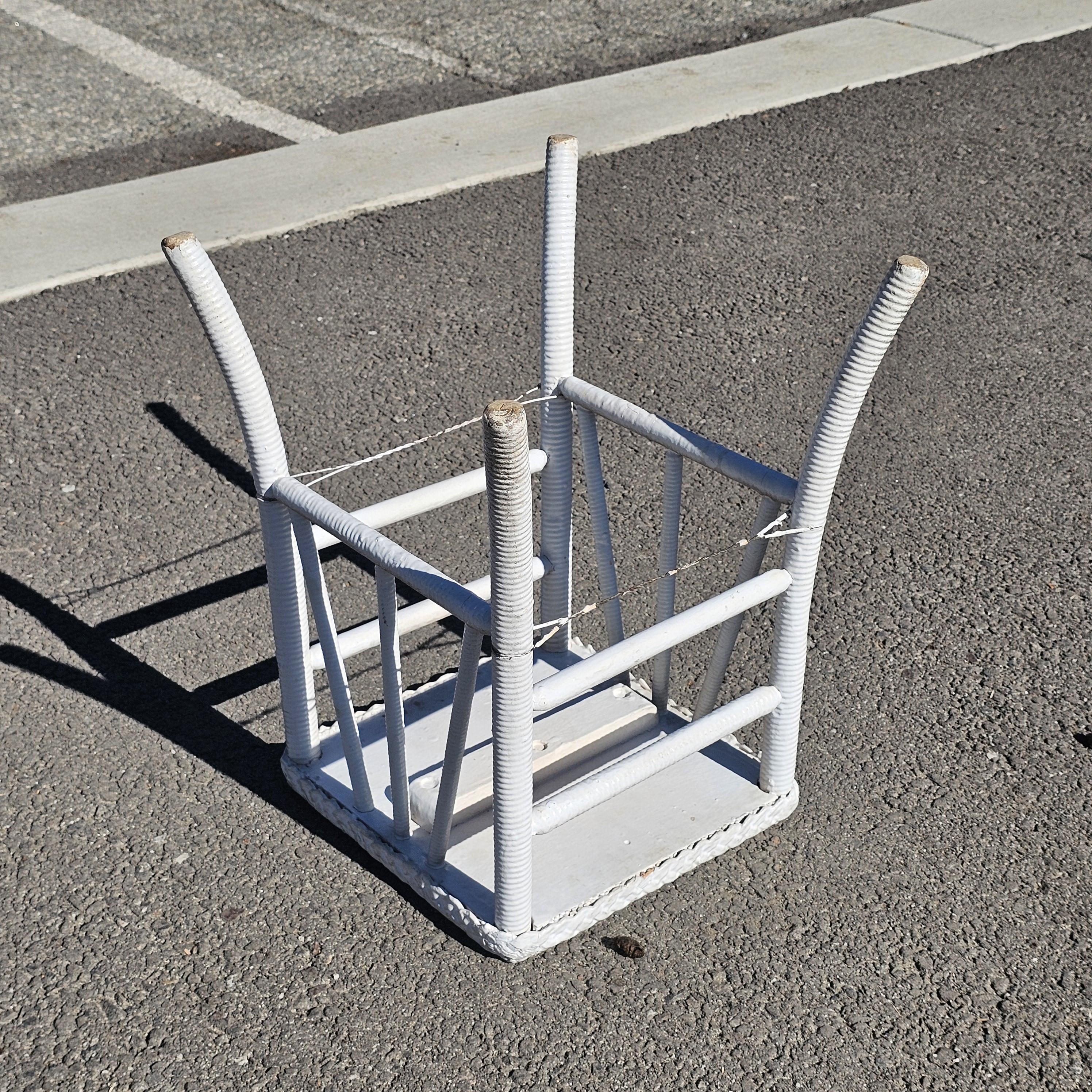Petite Vintage White Wicker Side Table / Stool / Plant Stand 17.5"H