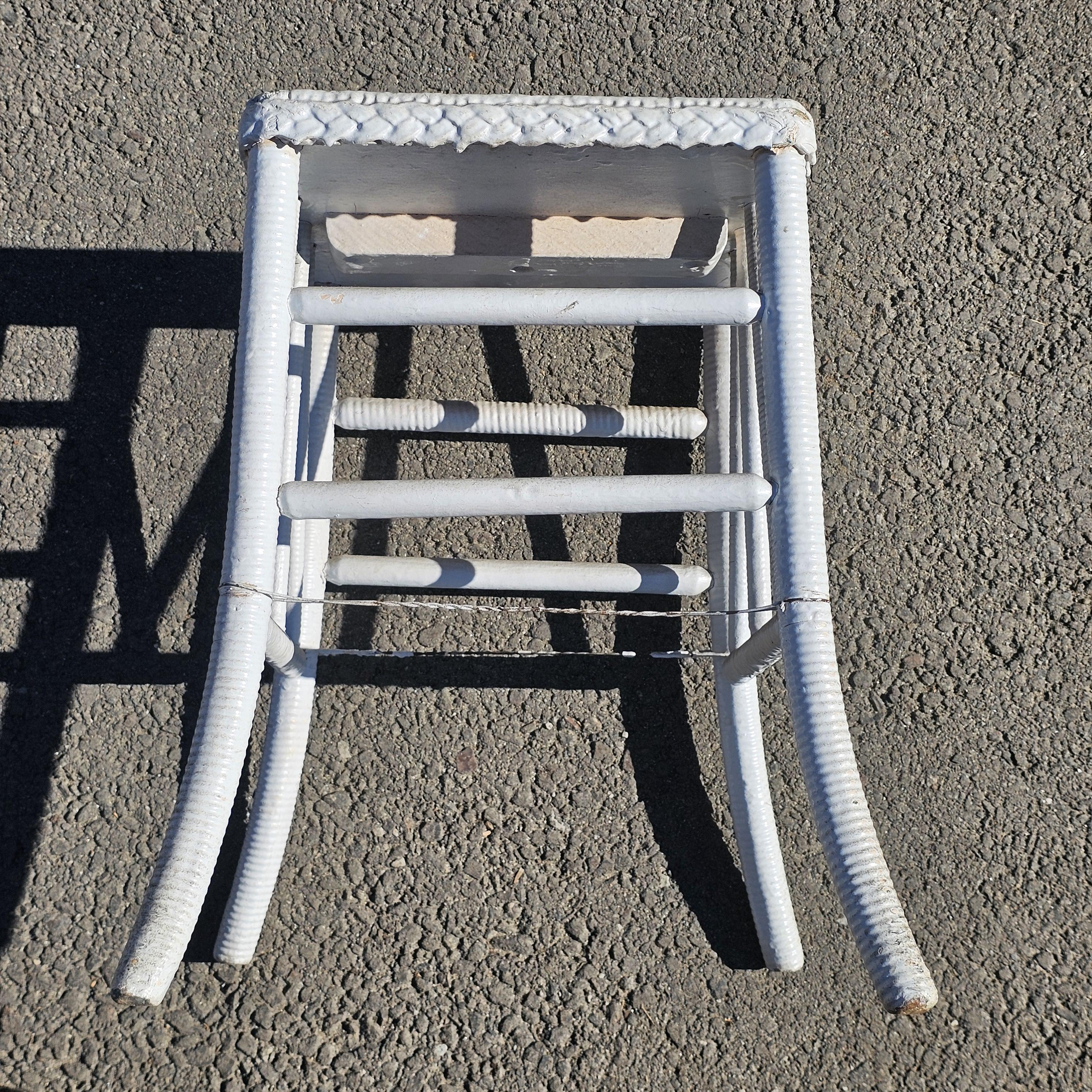 Petite Vintage White Wicker Side Table / Stool / Plant Stand 17.5"H