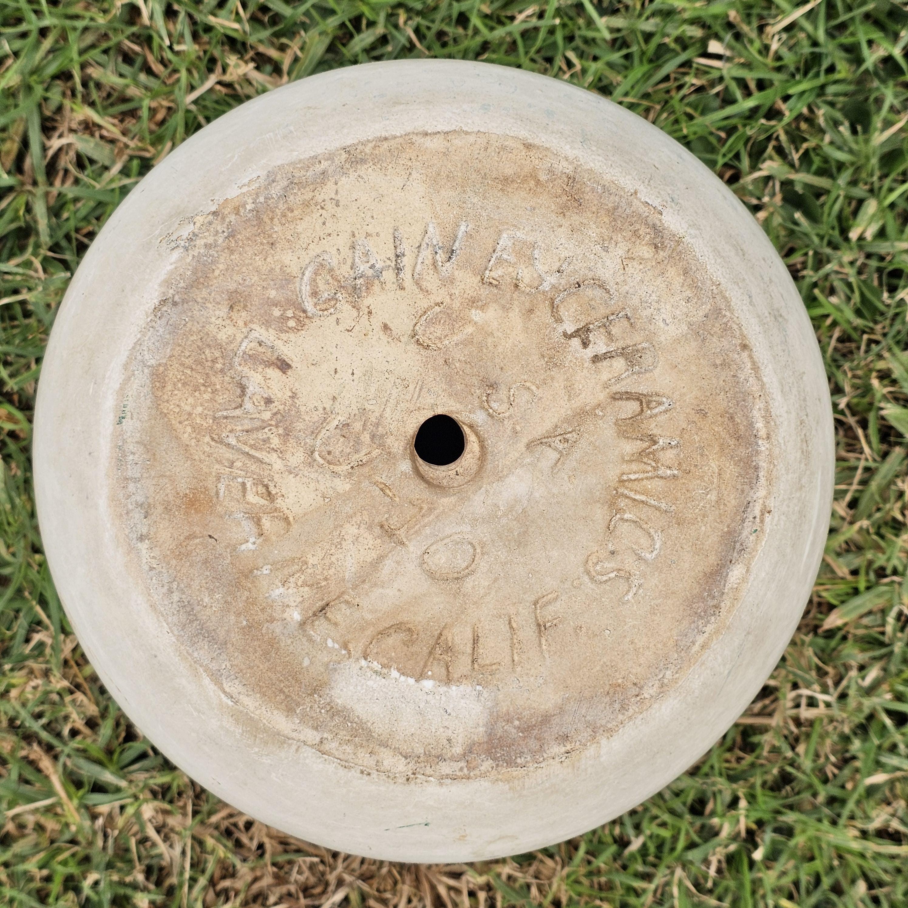 Gainey Ceramics U-10 White Planter Pot La Verne Calif USA MCM 10" Dia x 8" H