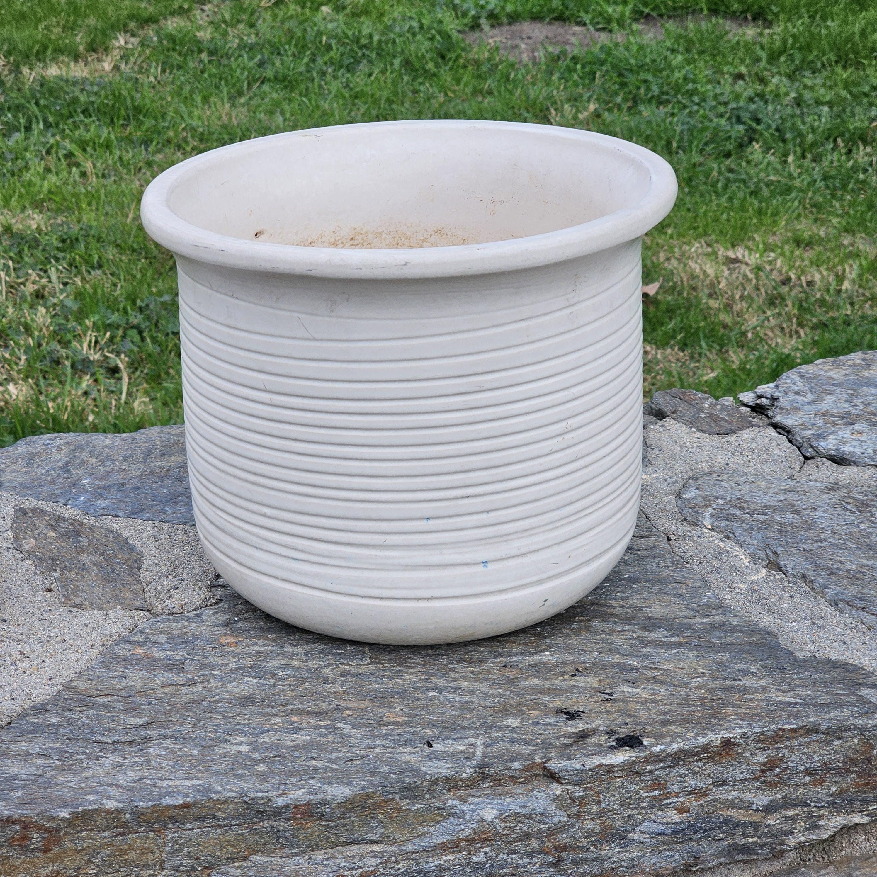 Gainey Ceramics U-10 White Planter Pot La Verne Calif USA MCM 10" Dia x 8" H