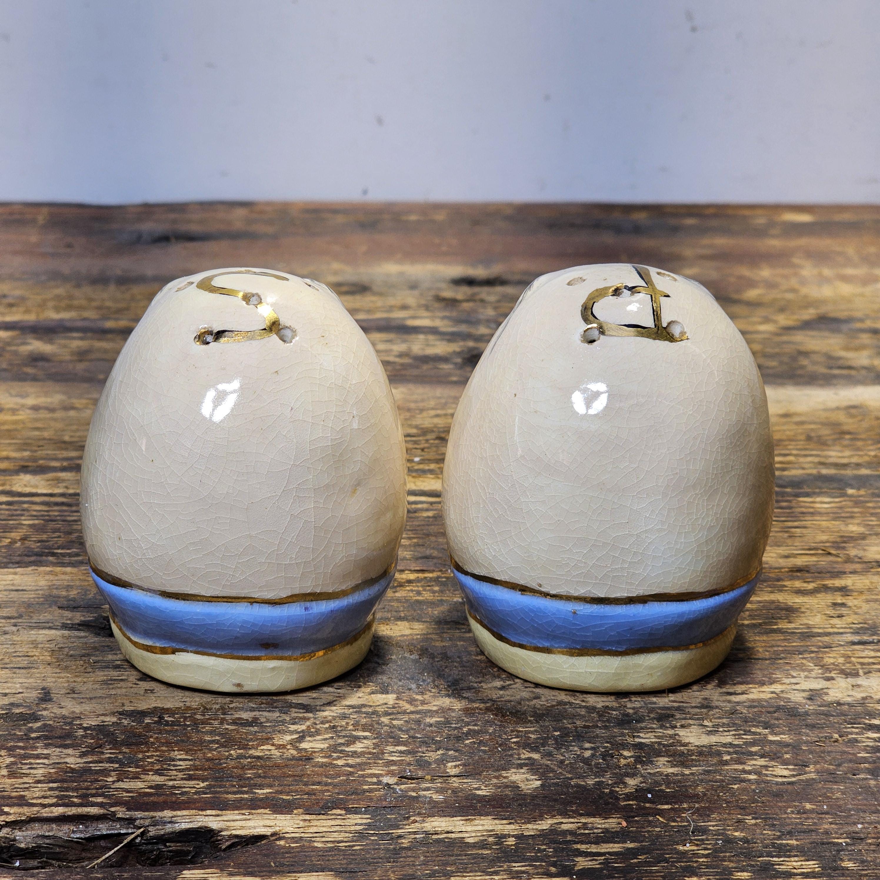 Vintage Salt Pepper Shaker Egg Humpty Dumpty Style Signed By Artist