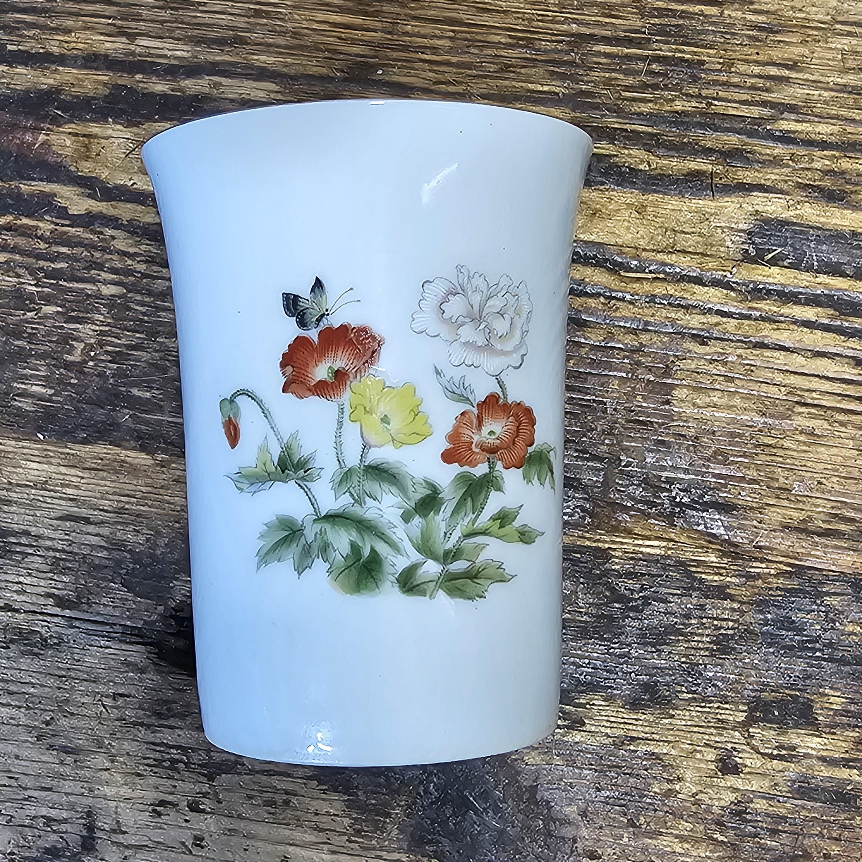 Takahashi San Francisco Ceramic Toothbrush Holder & Cup Tumbler Set 3.75"H