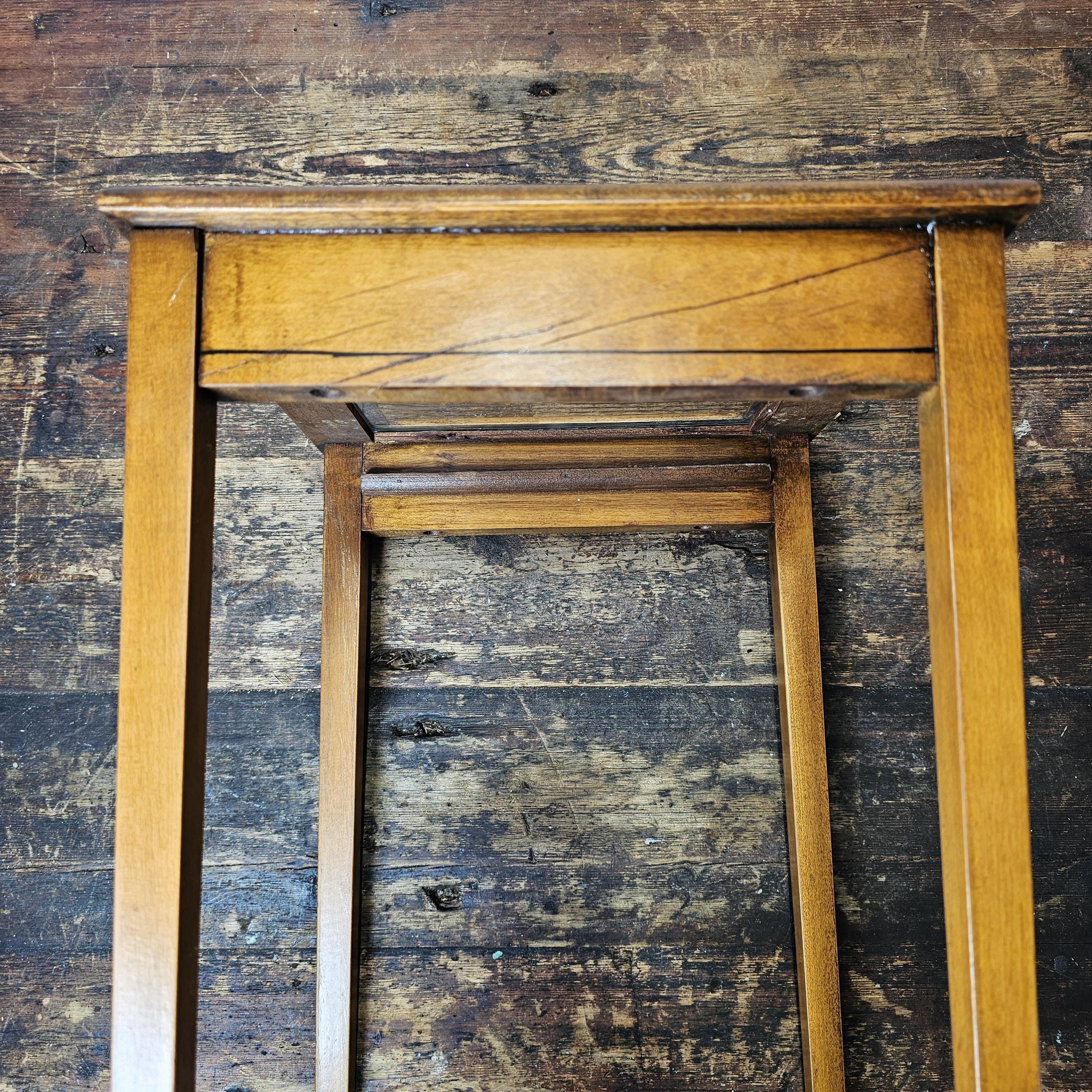 Antique 1920s FLINT & HORNER Hand-painted Nesting Tables with Pencil Post Legs
