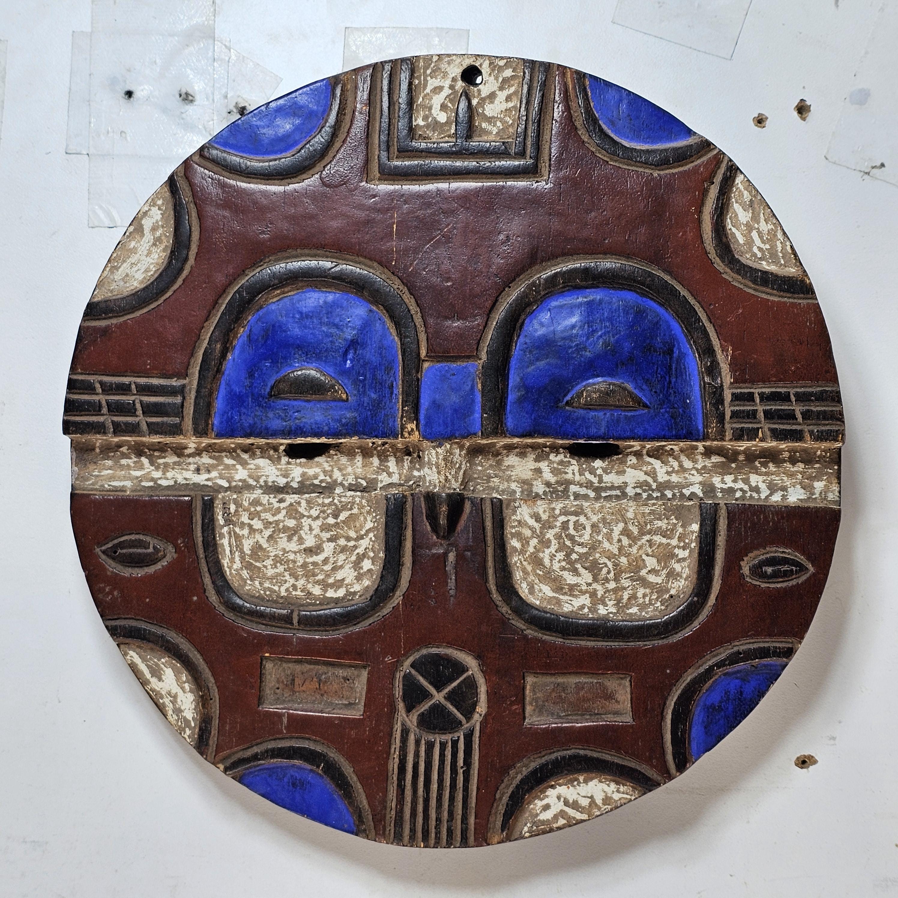 African Teke Face Mask From the Congo Republics And Gabon Kidumu 11" Diam x 2"D