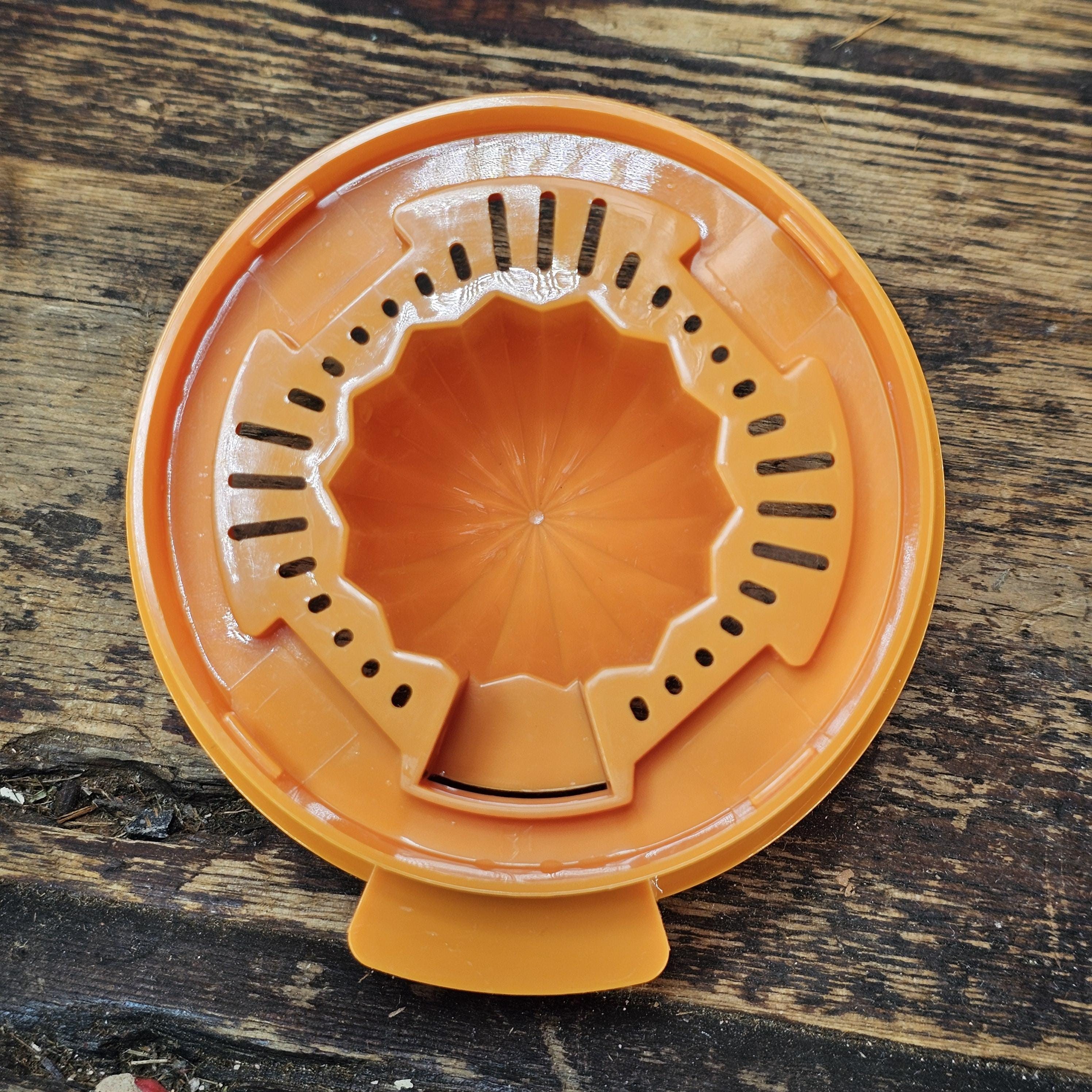 Vintage Gemco Citrus Reamer Hand Juicer with Orange Plastic Top Glass Bottom