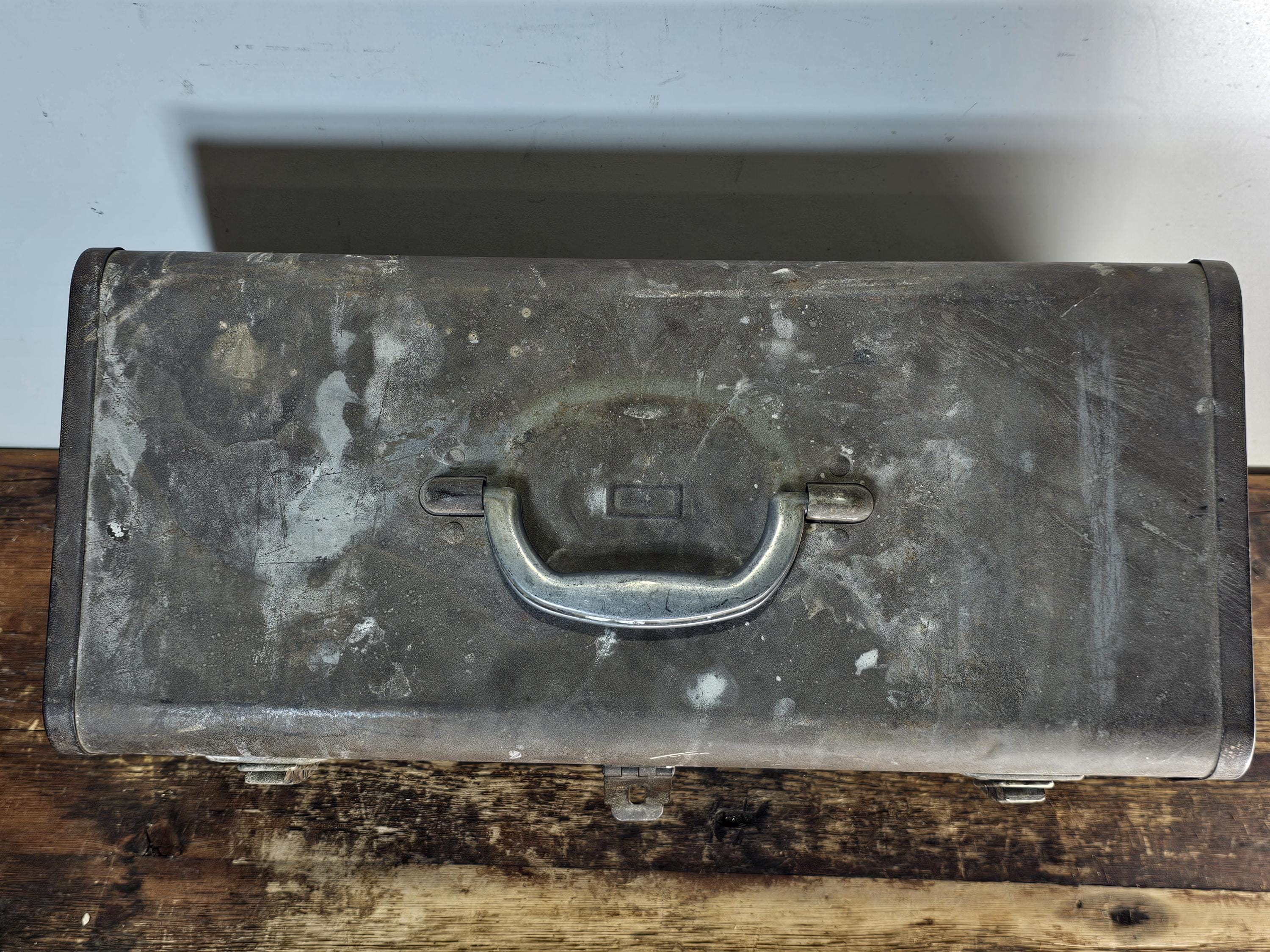 1950s Craftsman 6500 Mechanic Tool box With Tray 18"L x 8"D x 9"H