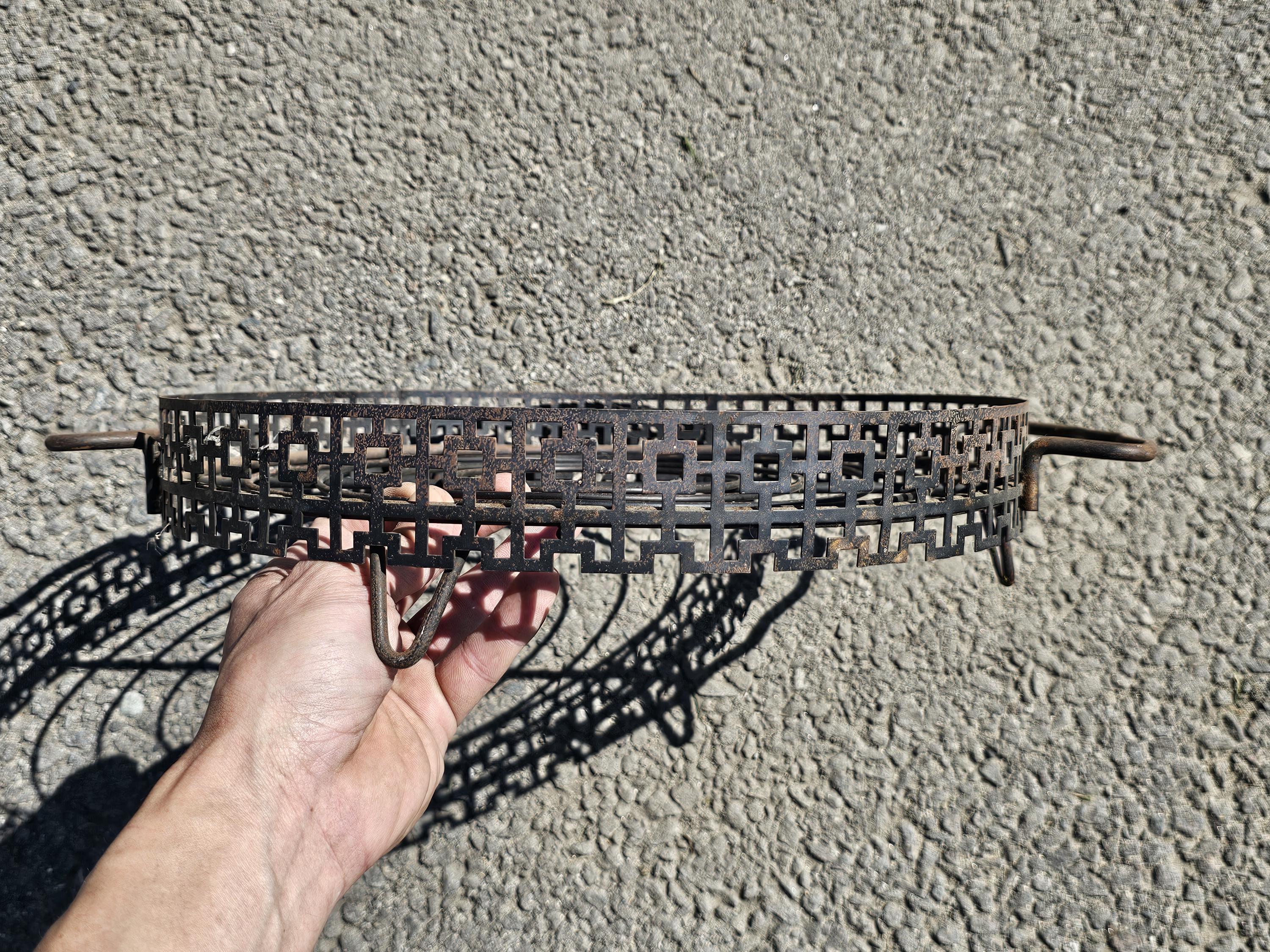 Greek Key Pattern Metal Tray Round Garden Planter with Handles