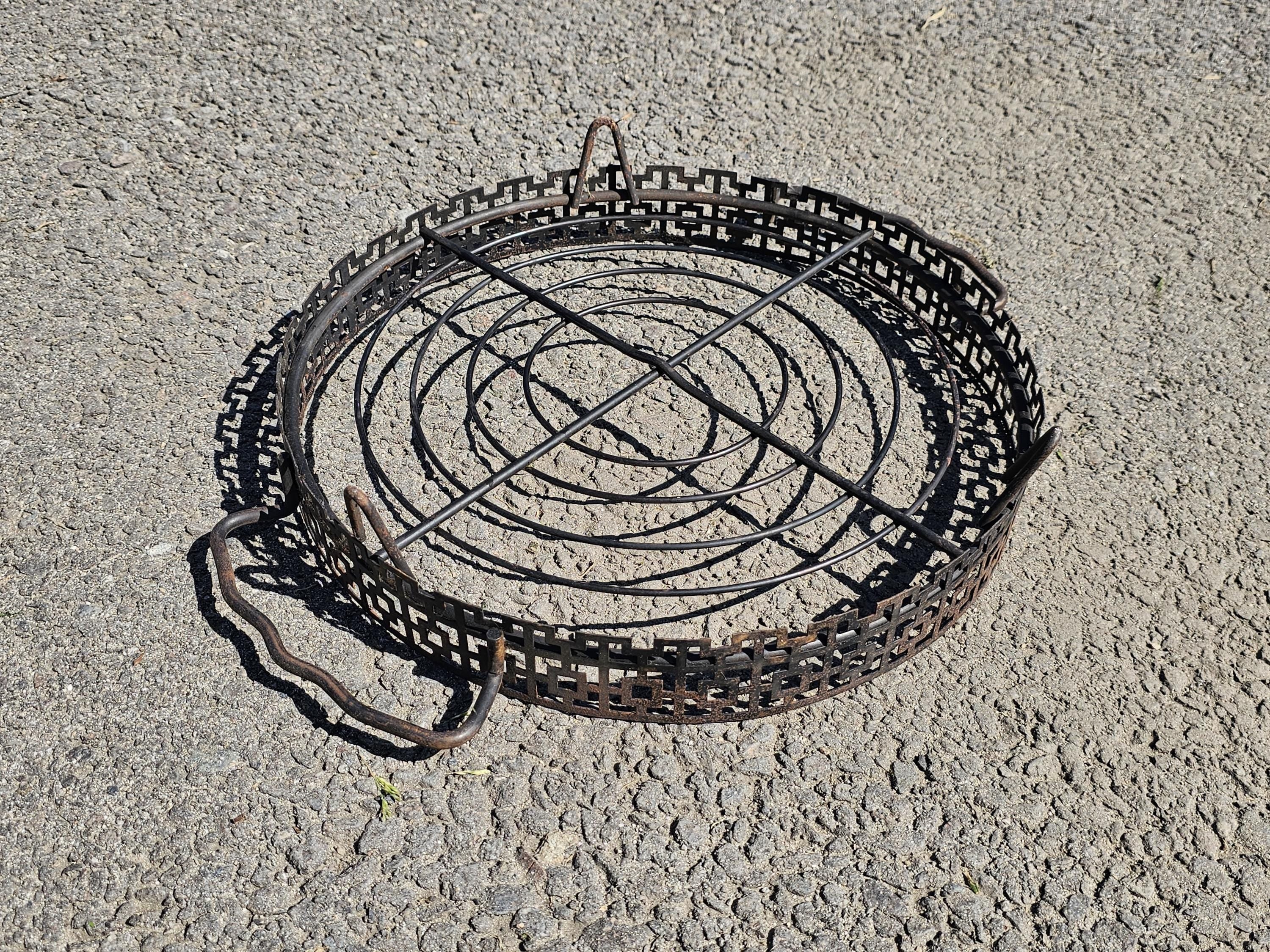 Greek Key Pattern Metal Tray Round Garden Planter with Handles