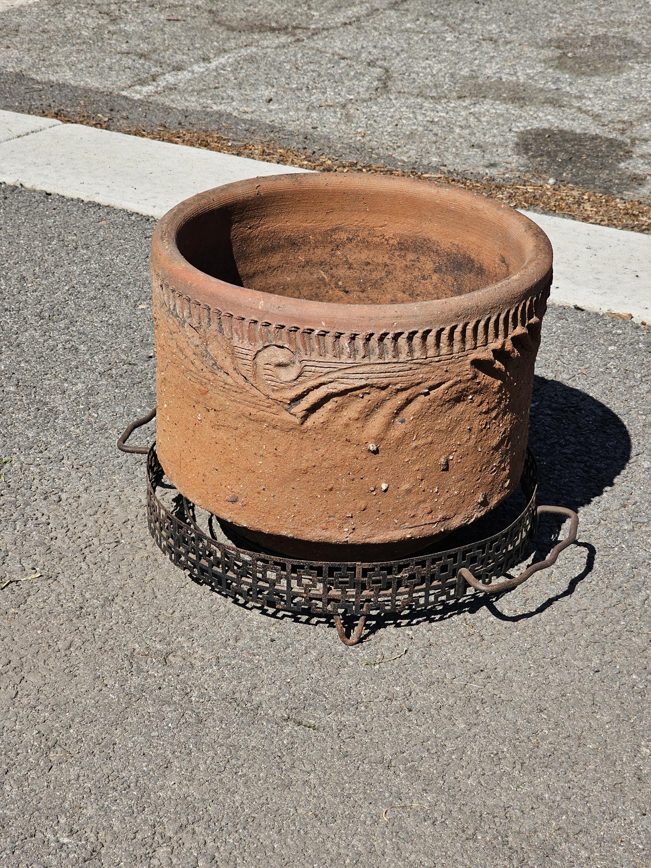 Greek Key Pattern Metal Tray Round Garden Planter with Handles