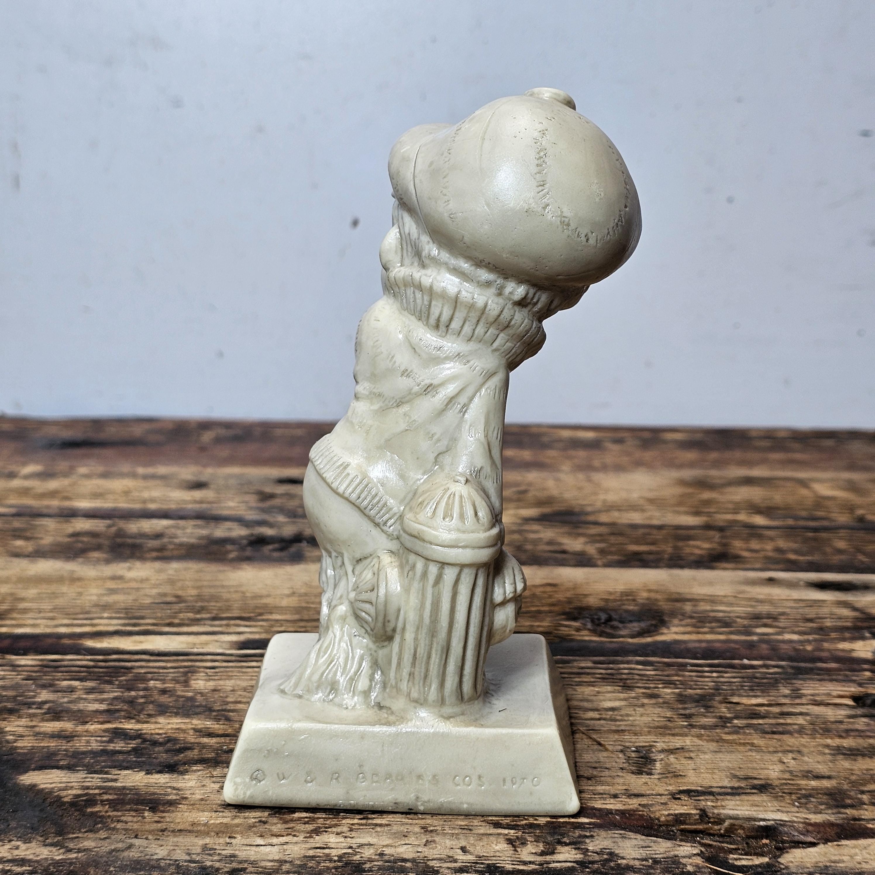 Vintage W&R BERRIES Co. "There's A Word For A Person Like You...TERRIFIC" 6.25"H