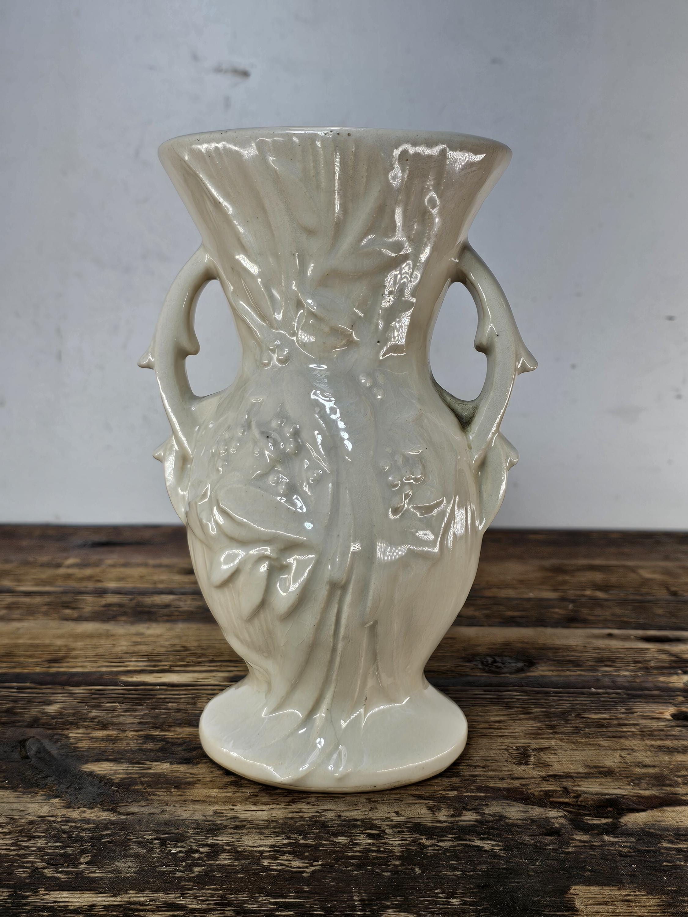Vintage McCoy Bird of Paradise Vase 1940s (Has Damage)