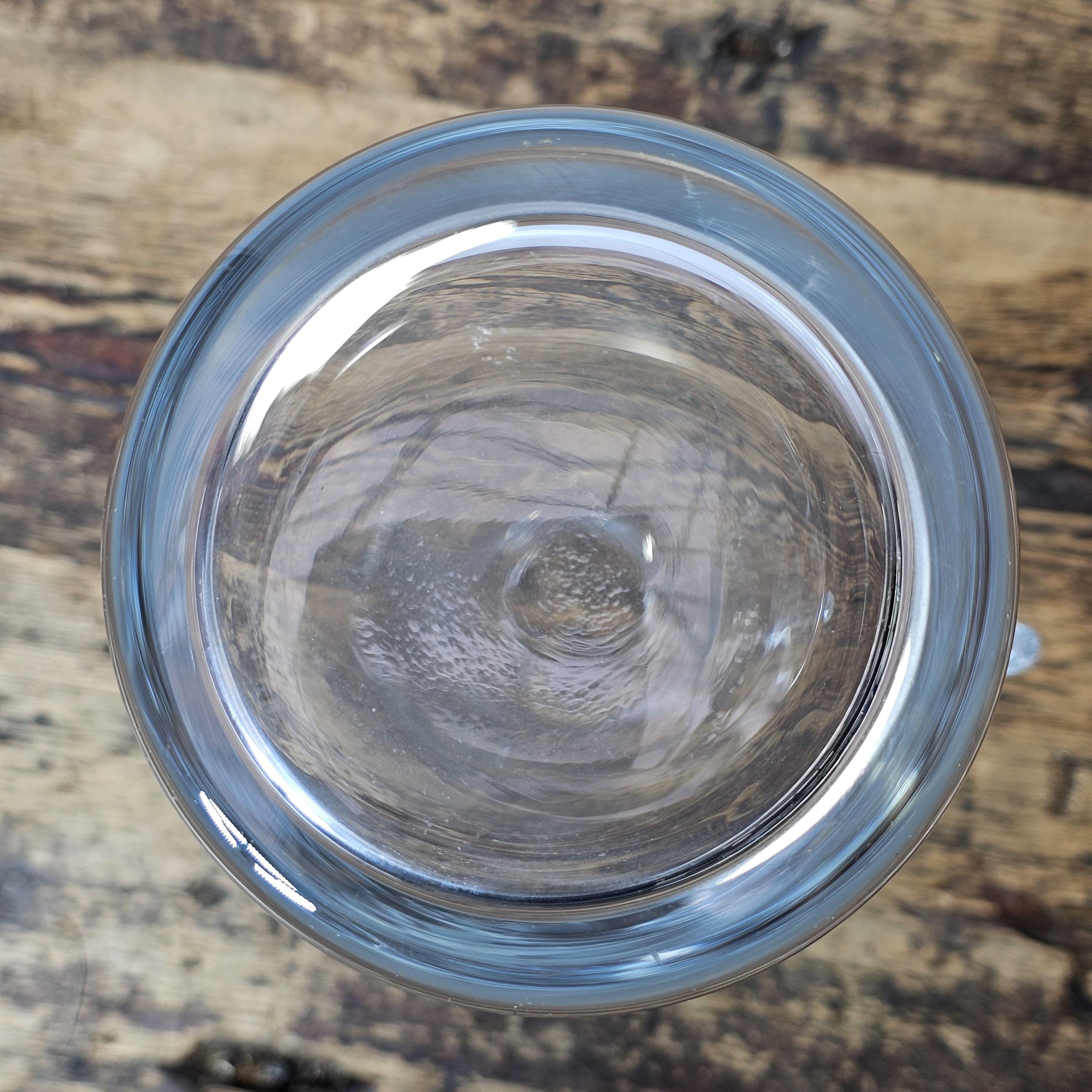 Modern Tapered Glass Pitcher with Top-Mounted Handle 2 Pint Capacity