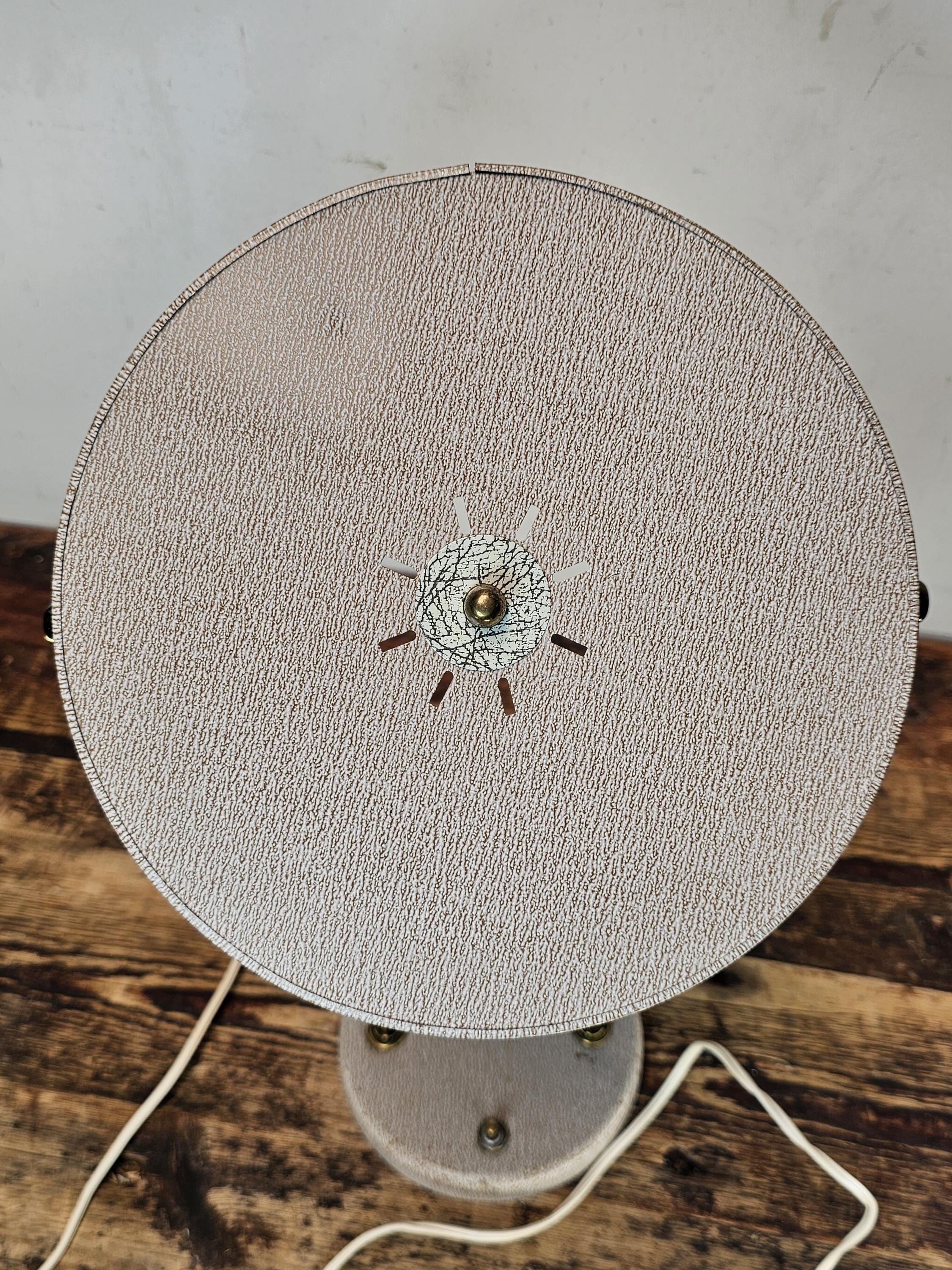 Art Deco Articulating Desk Lamp (circa 1939 NYWF Style)