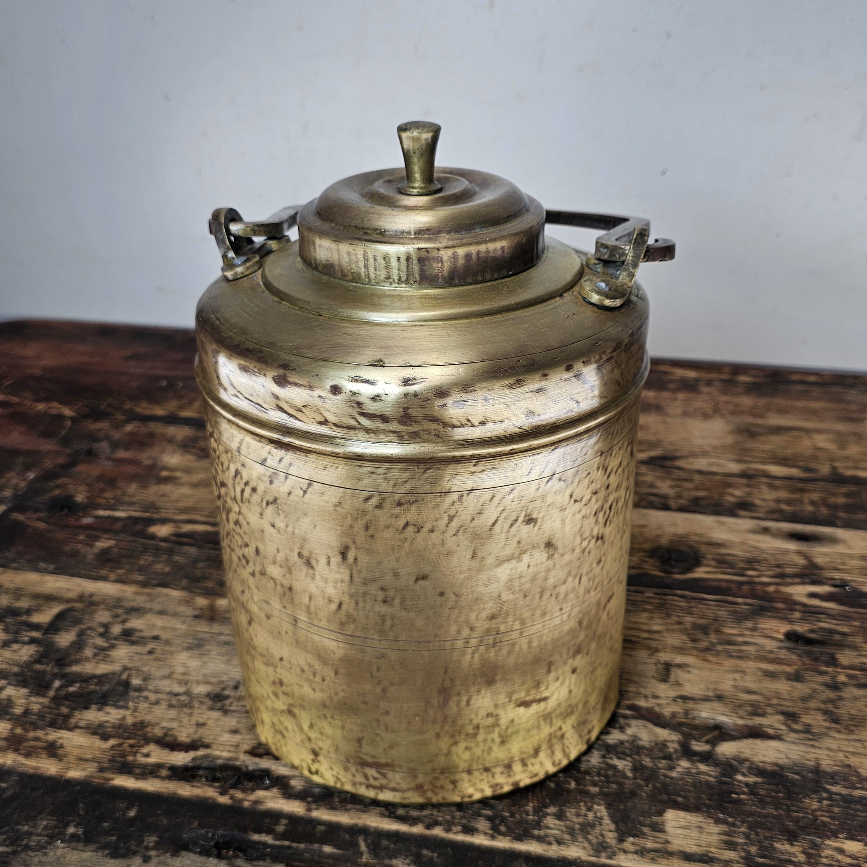Vintage Traditional Indian Brass Milk Oil Pot 1.3 Gal
