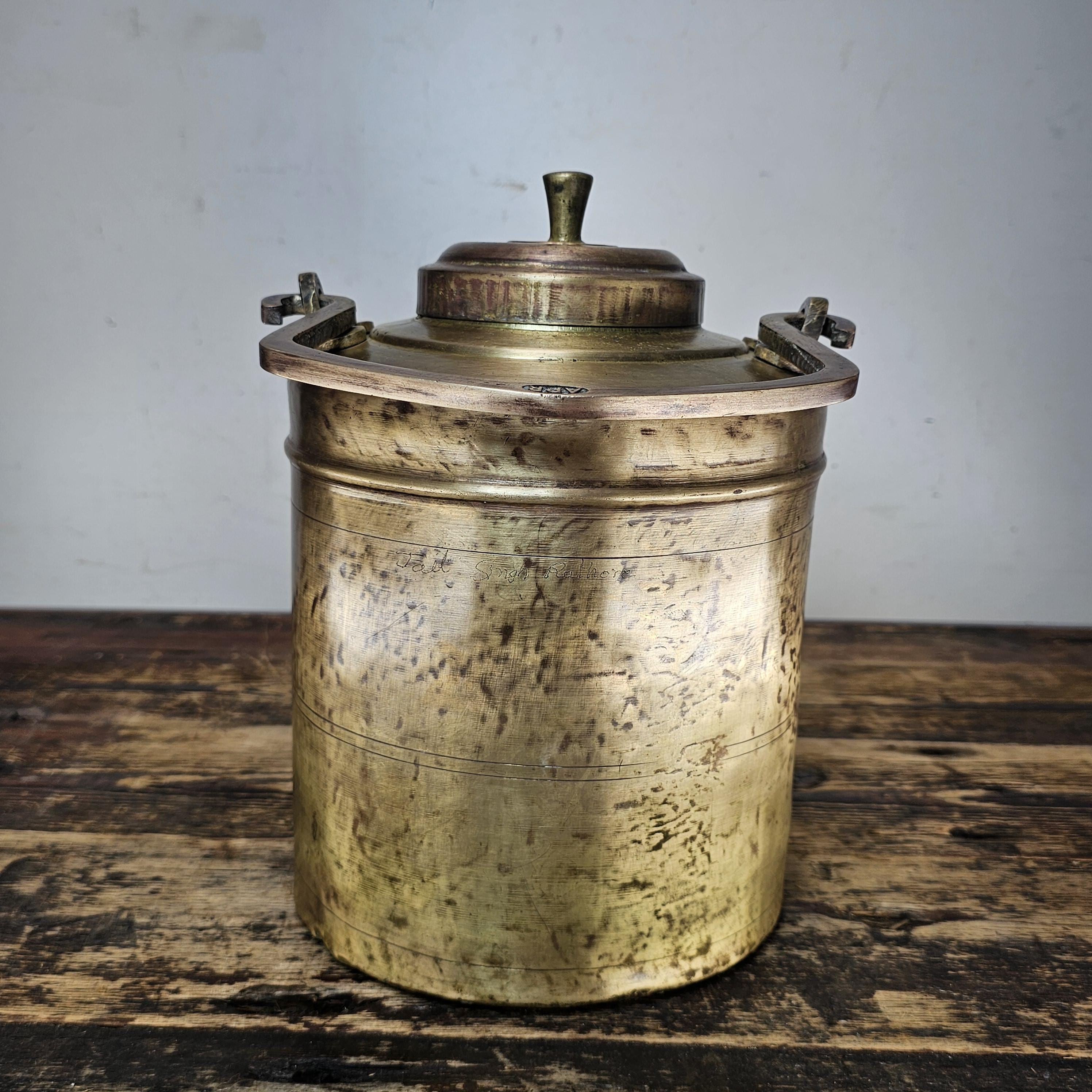 Vintage Traditional Indian Brass Milk Oil Pot 1.3 Gal