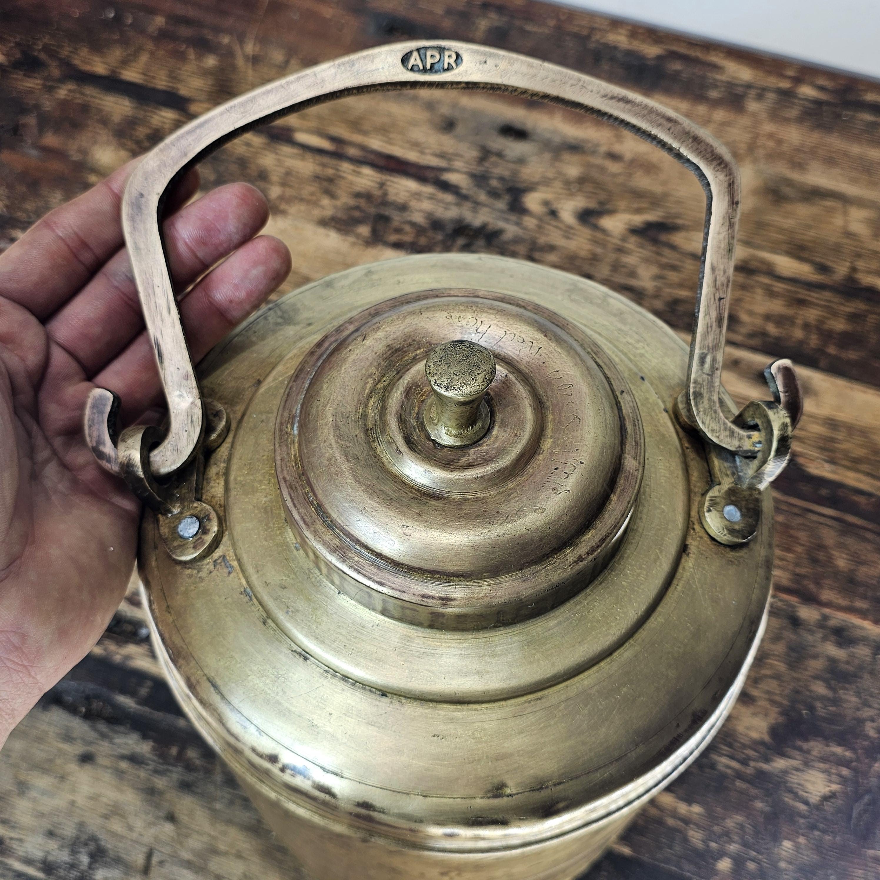 Vintage Traditional Indian Brass Milk Oil Pot 1.3 Gal